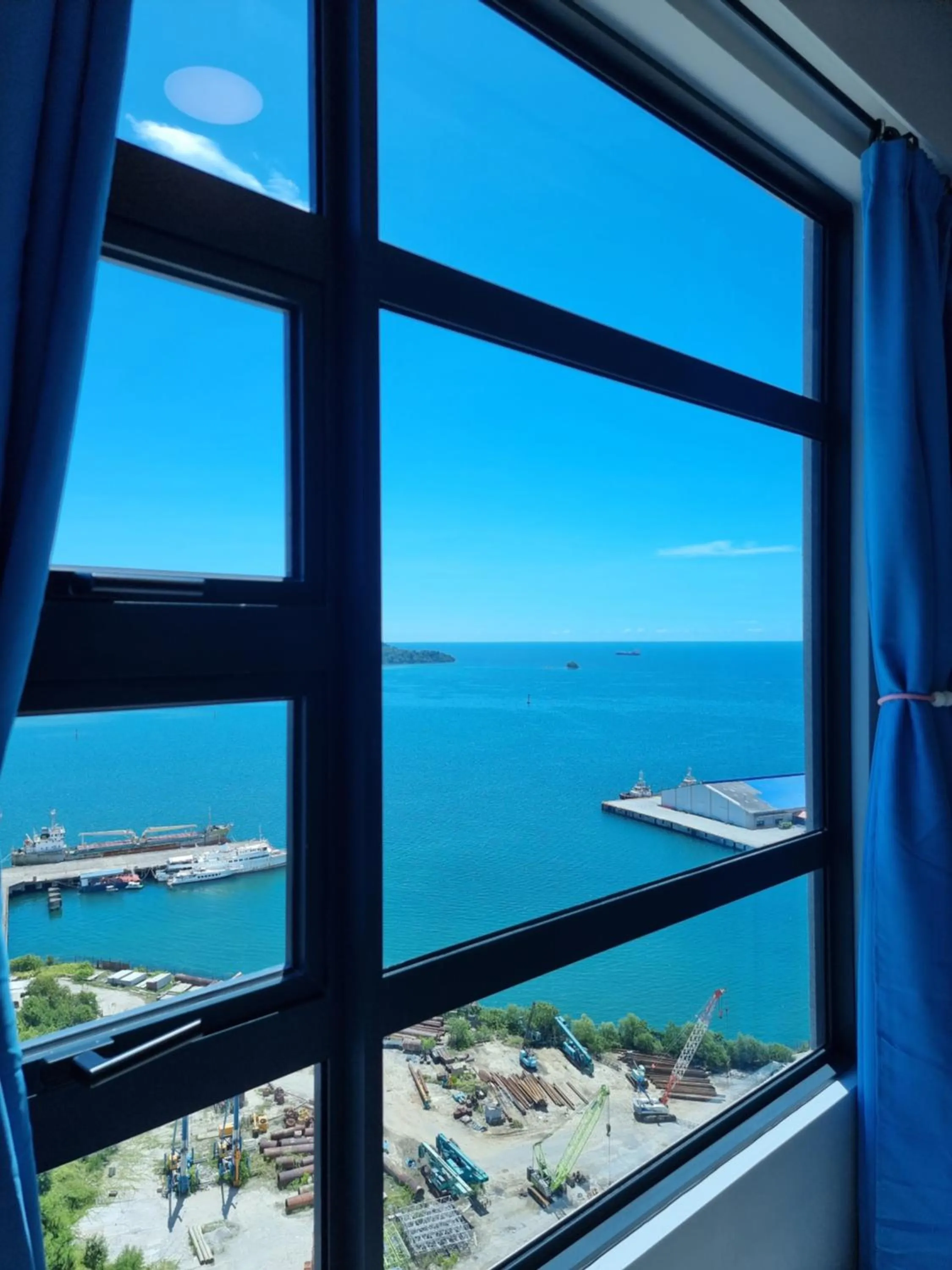 Sea view in Nana Homestay - Jesselton quay