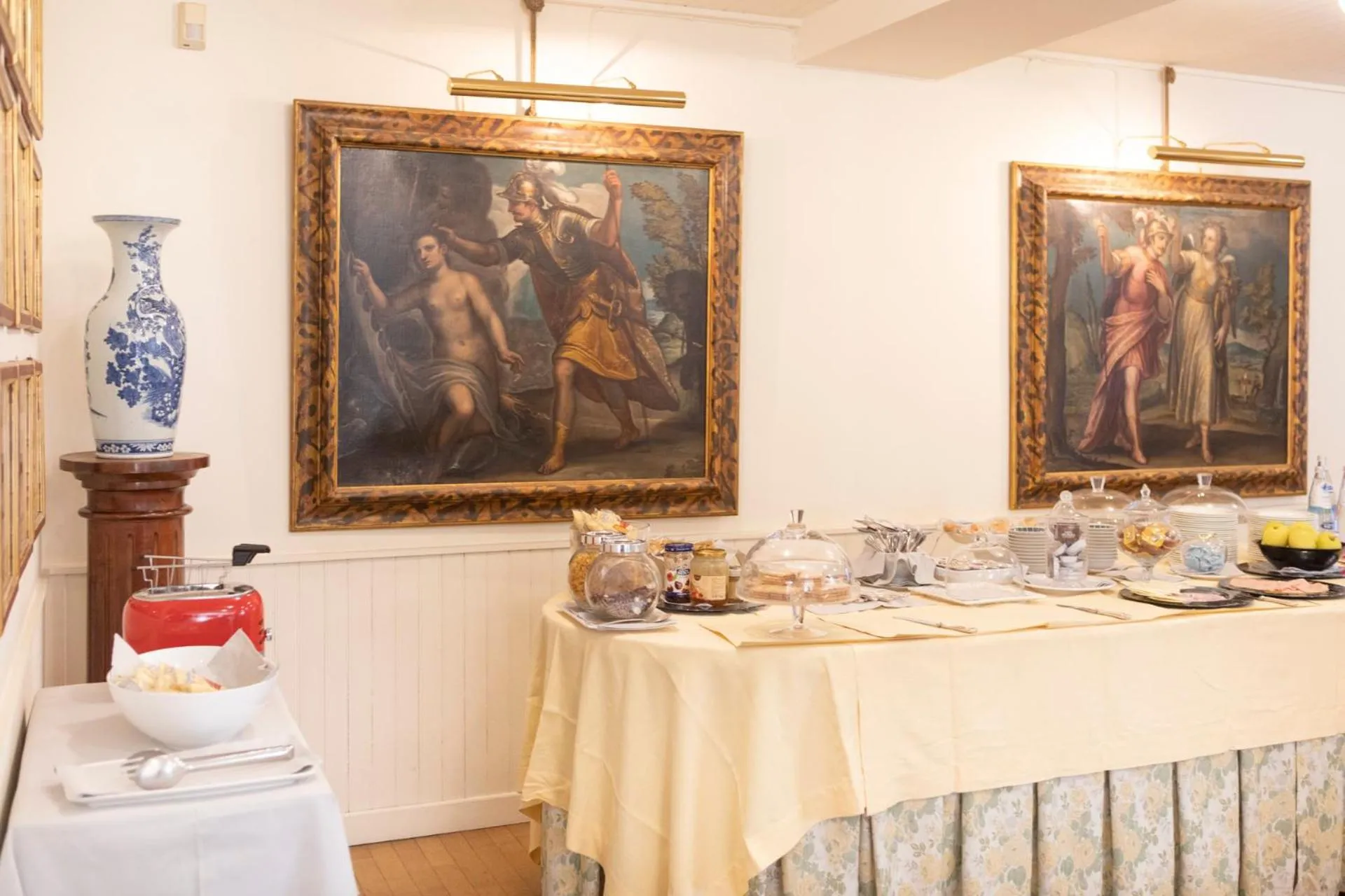 Breakfast in Hotel Due Mori