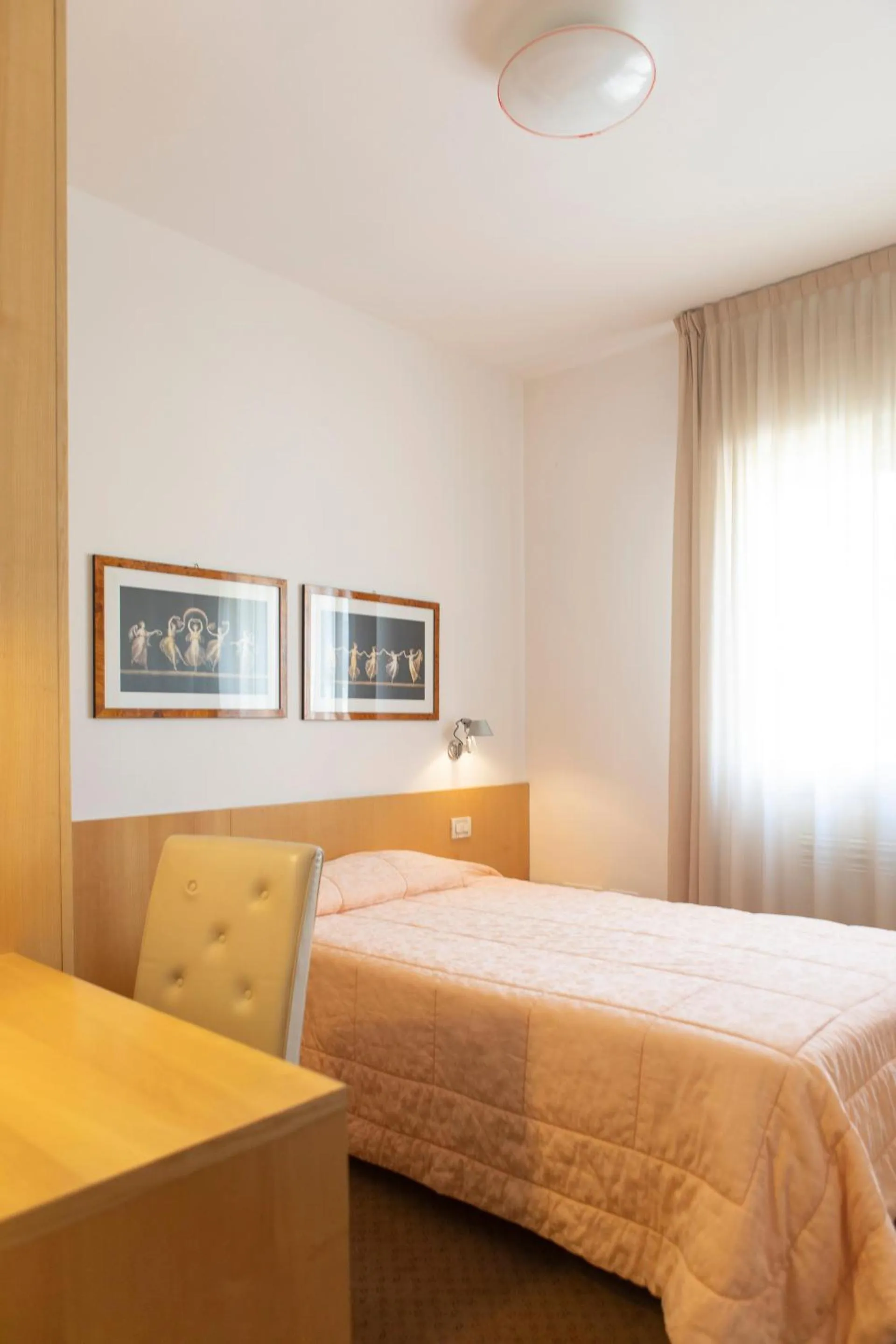 Bedroom, Bed in Hotel Due Mori