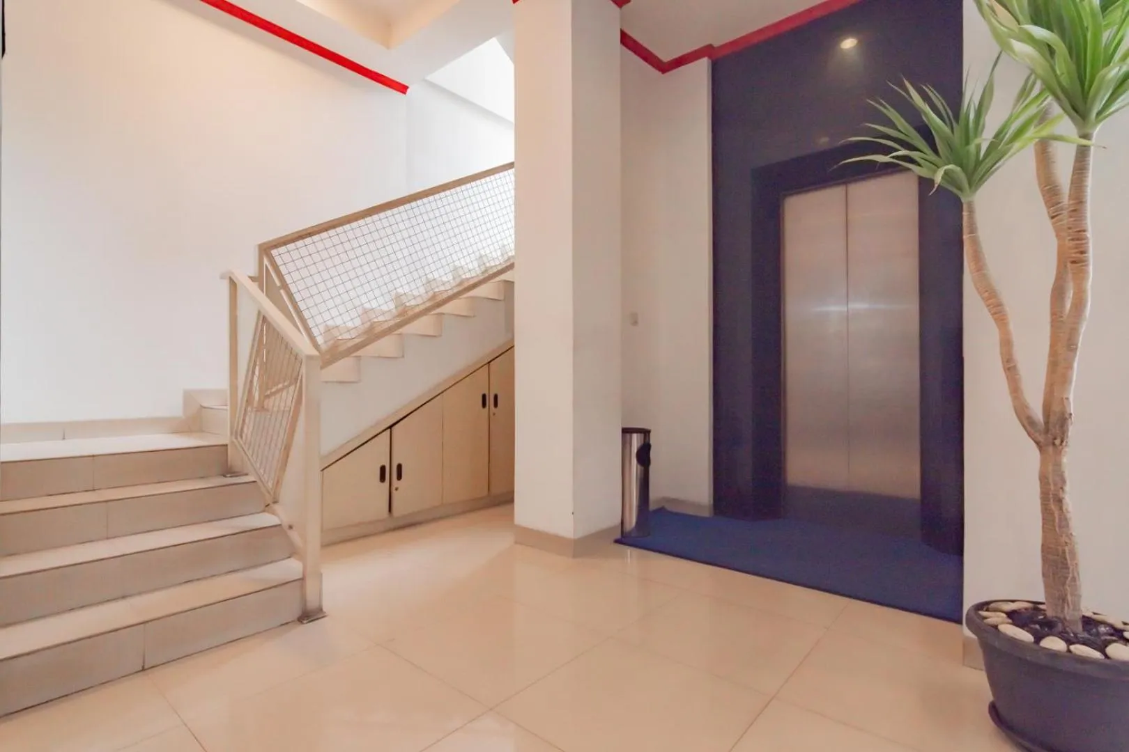 Property building in Urbanview Hotel Grand Malabar Bandung