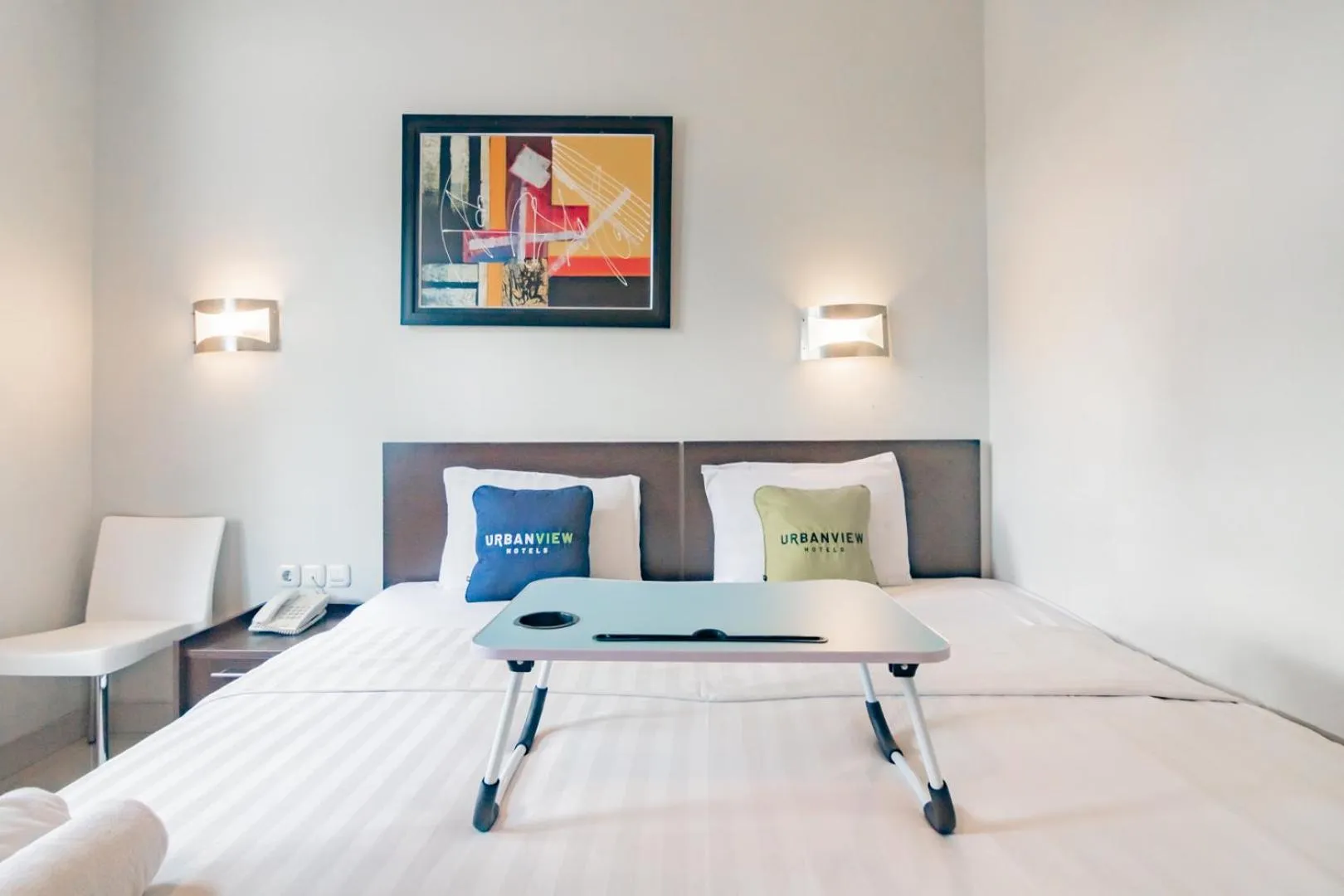 Bed in Urbanview Hotel Grand Malabar Bandung