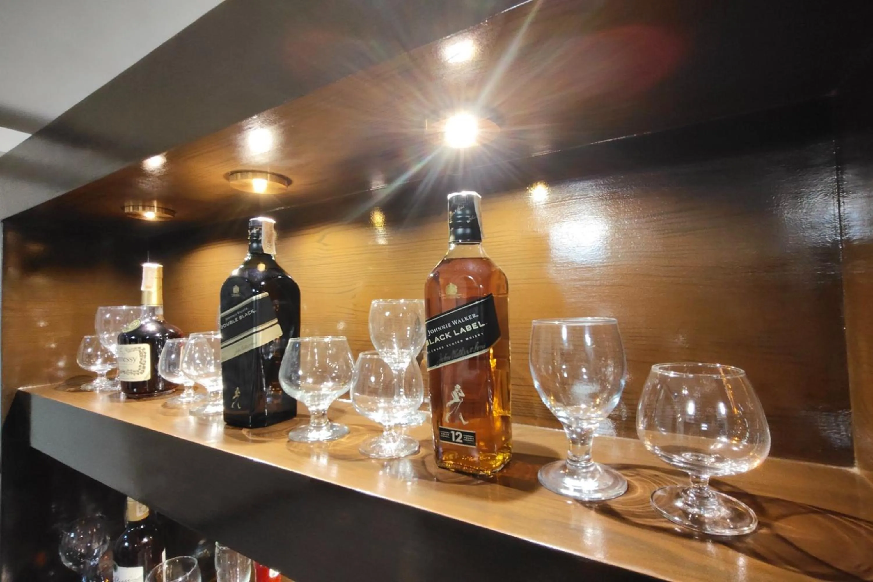 minibar in Bergamo Hotel Lingayen