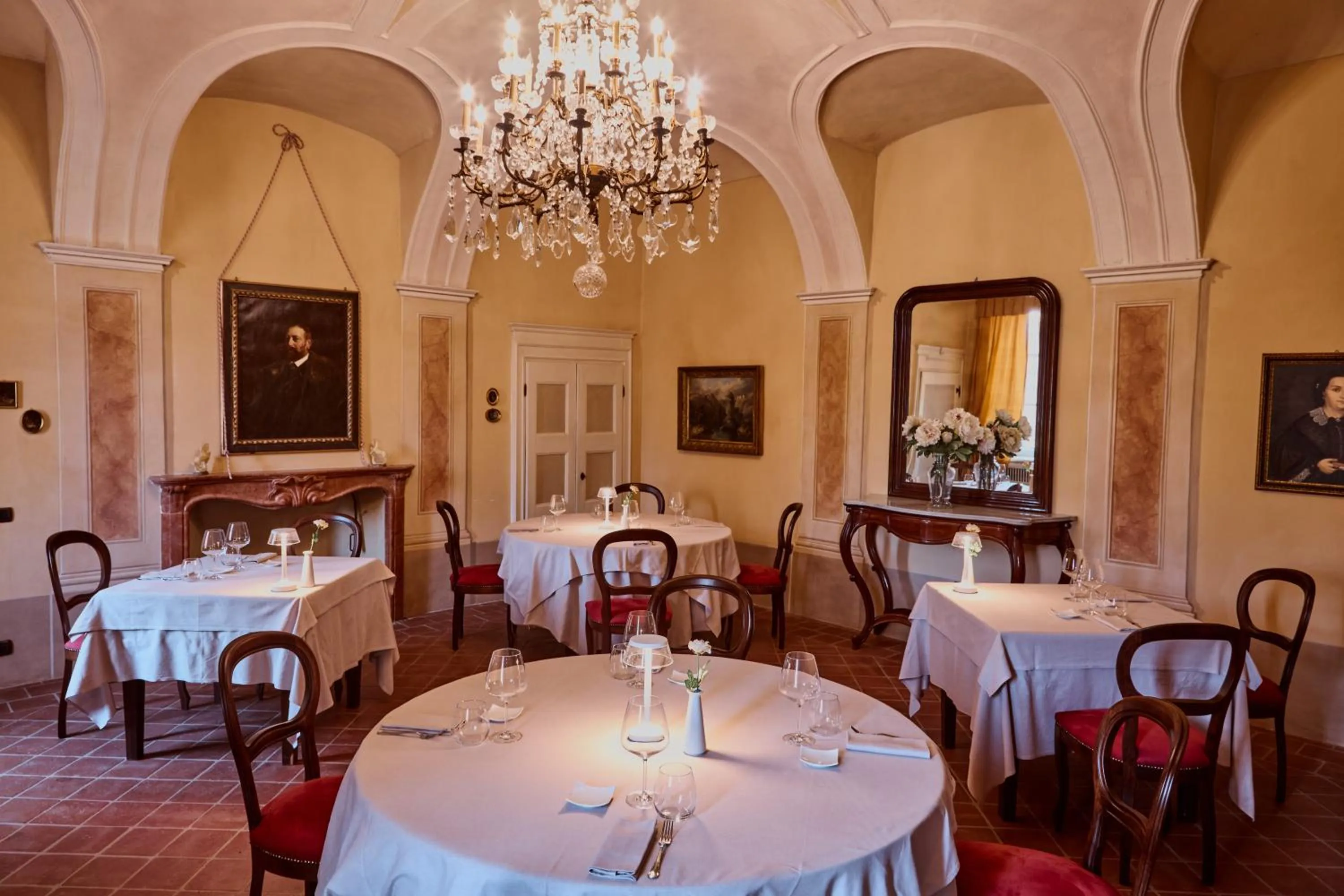 Restaurant/places to eat in Relais Castello di Razzano