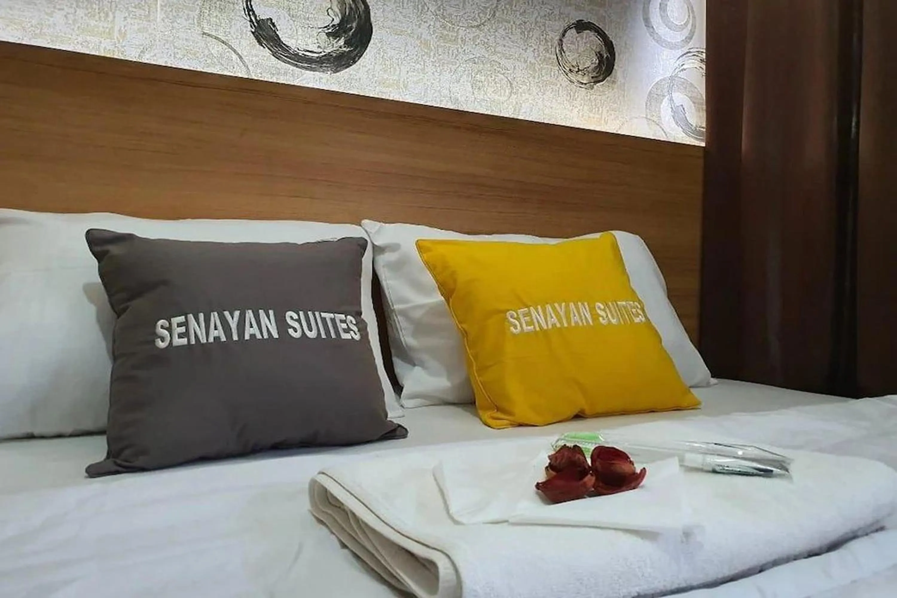 Bed in Senayan Suites