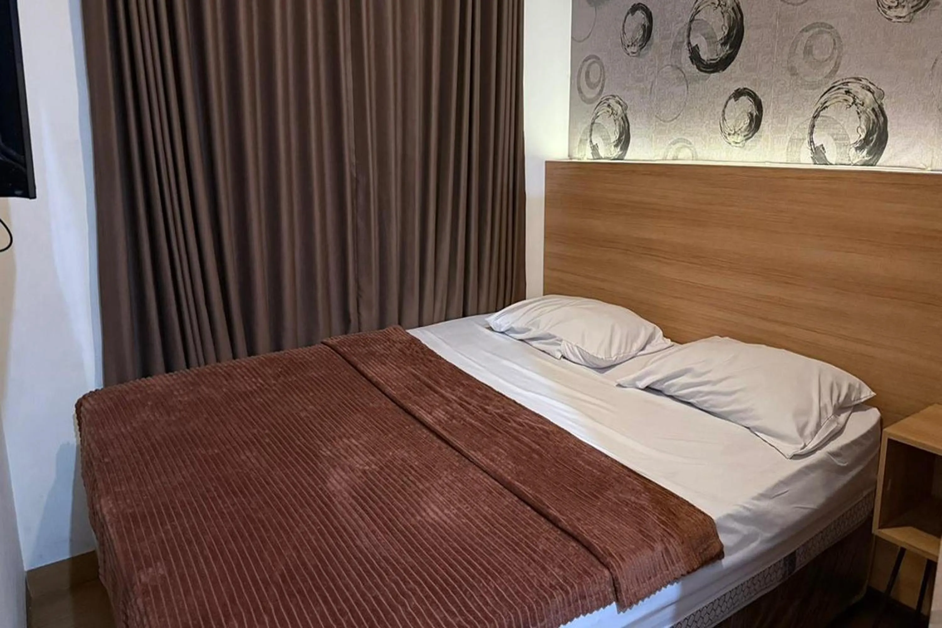 Bed in Senayan Suites