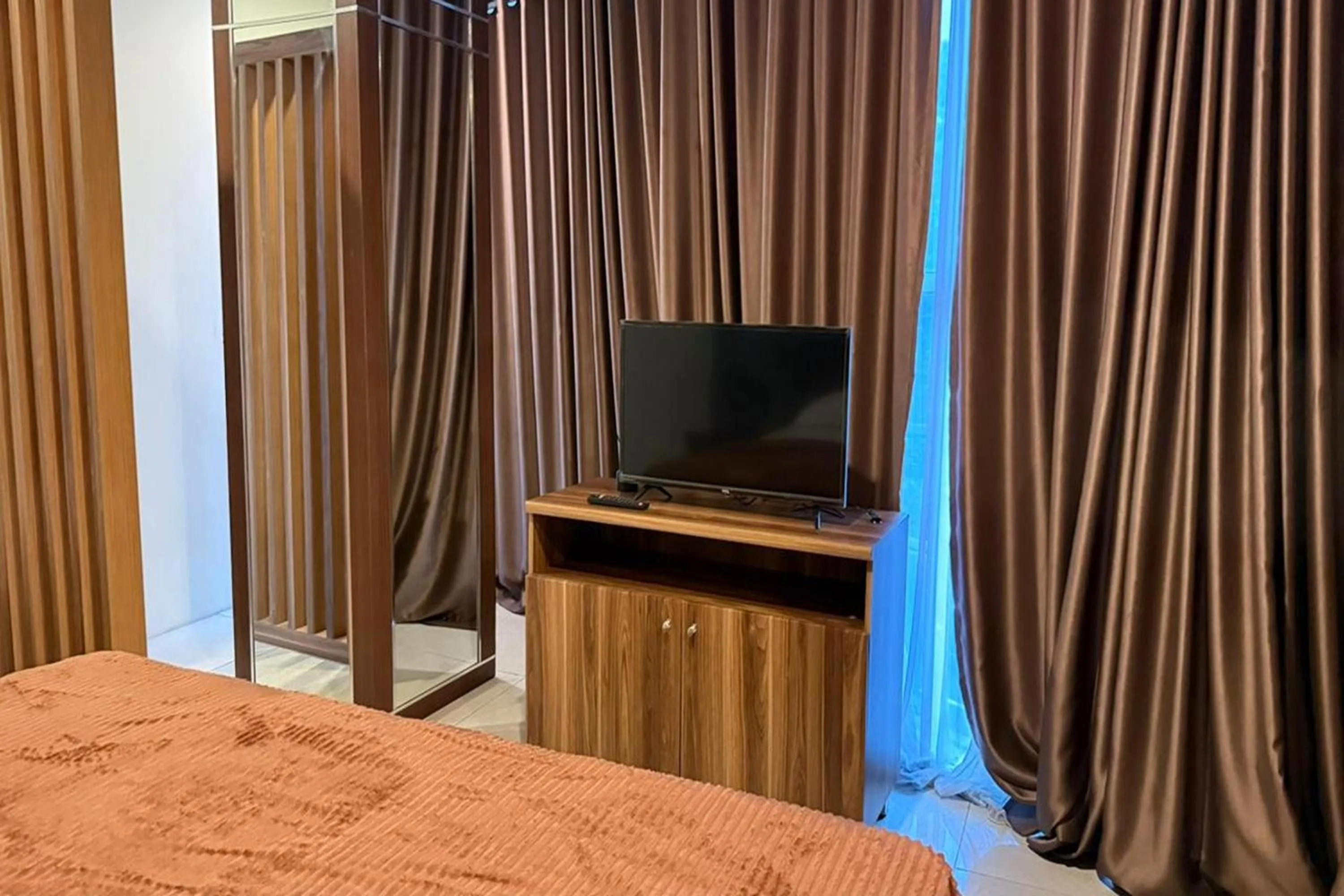 Bed in Senayan Suites