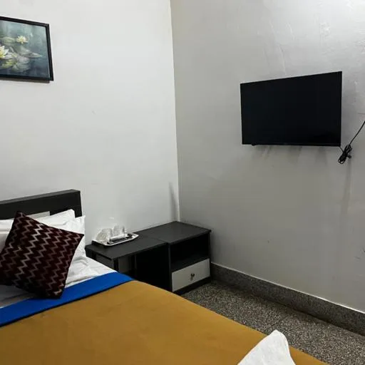 Bed in La Smart Stays