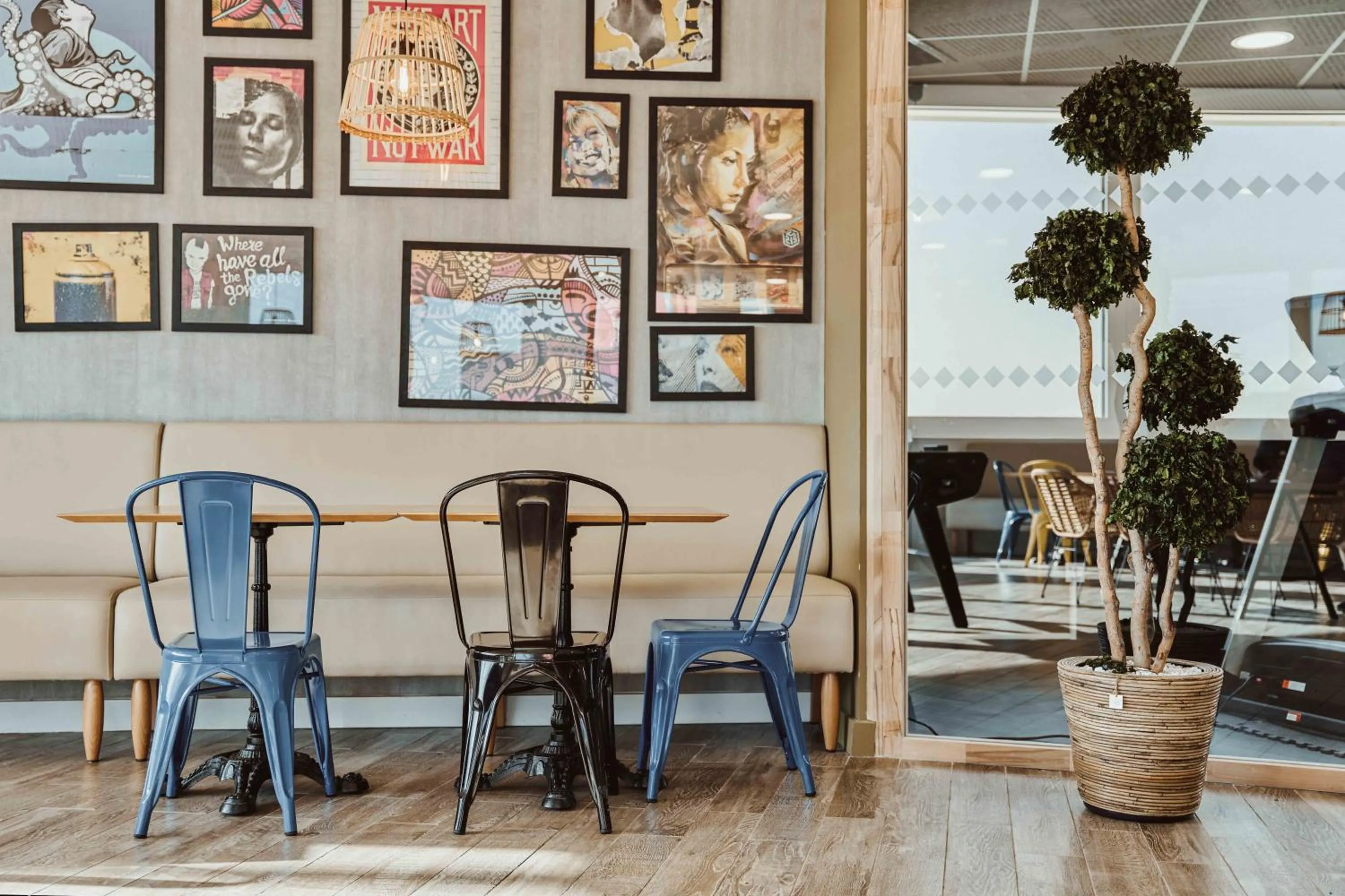 Decorative detail in Kabane Montpellier