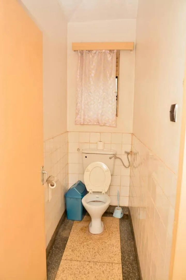 Toilet in MAKERERE UNIVERSITY GUEST HOUSE