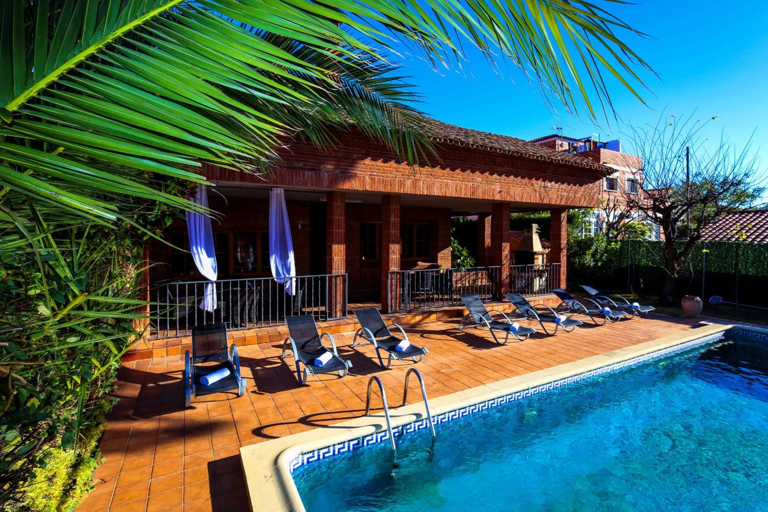 Swimming pool in GERANIS VILLA ONLY FAMILIES Planet Costa Dorada