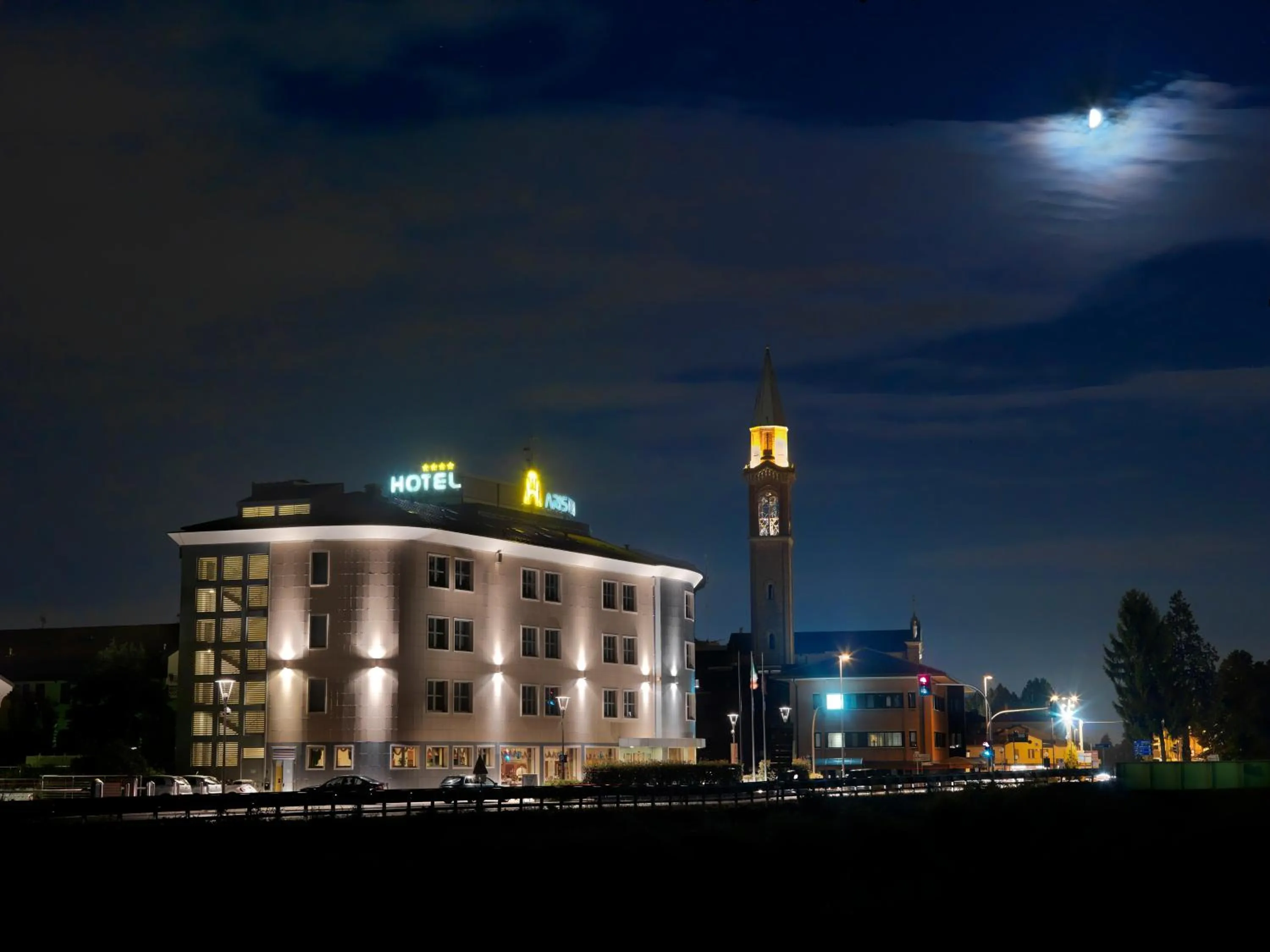 Spring in Hotel Ariston