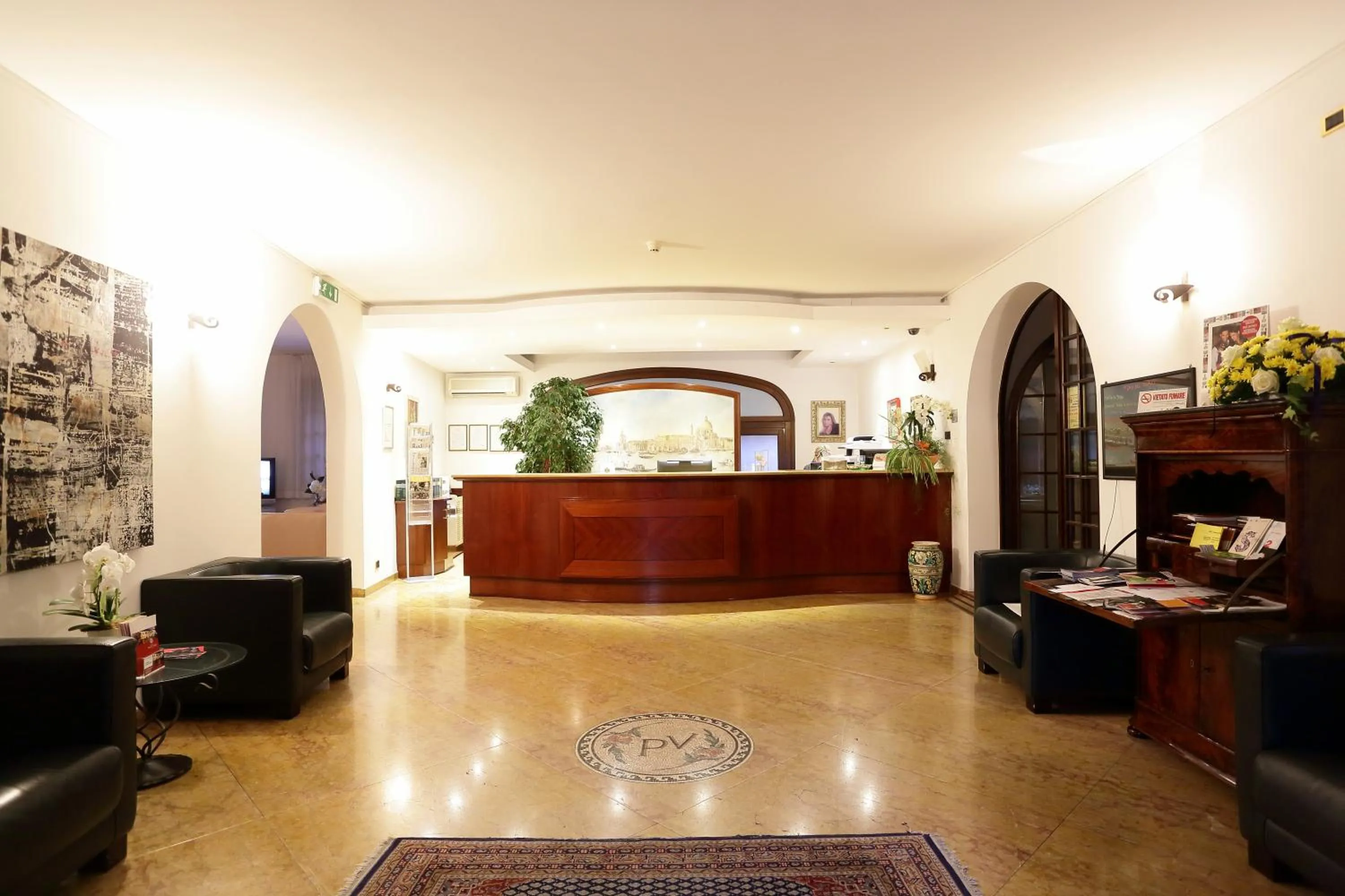 Lobby or reception in Hotel Prata Verde