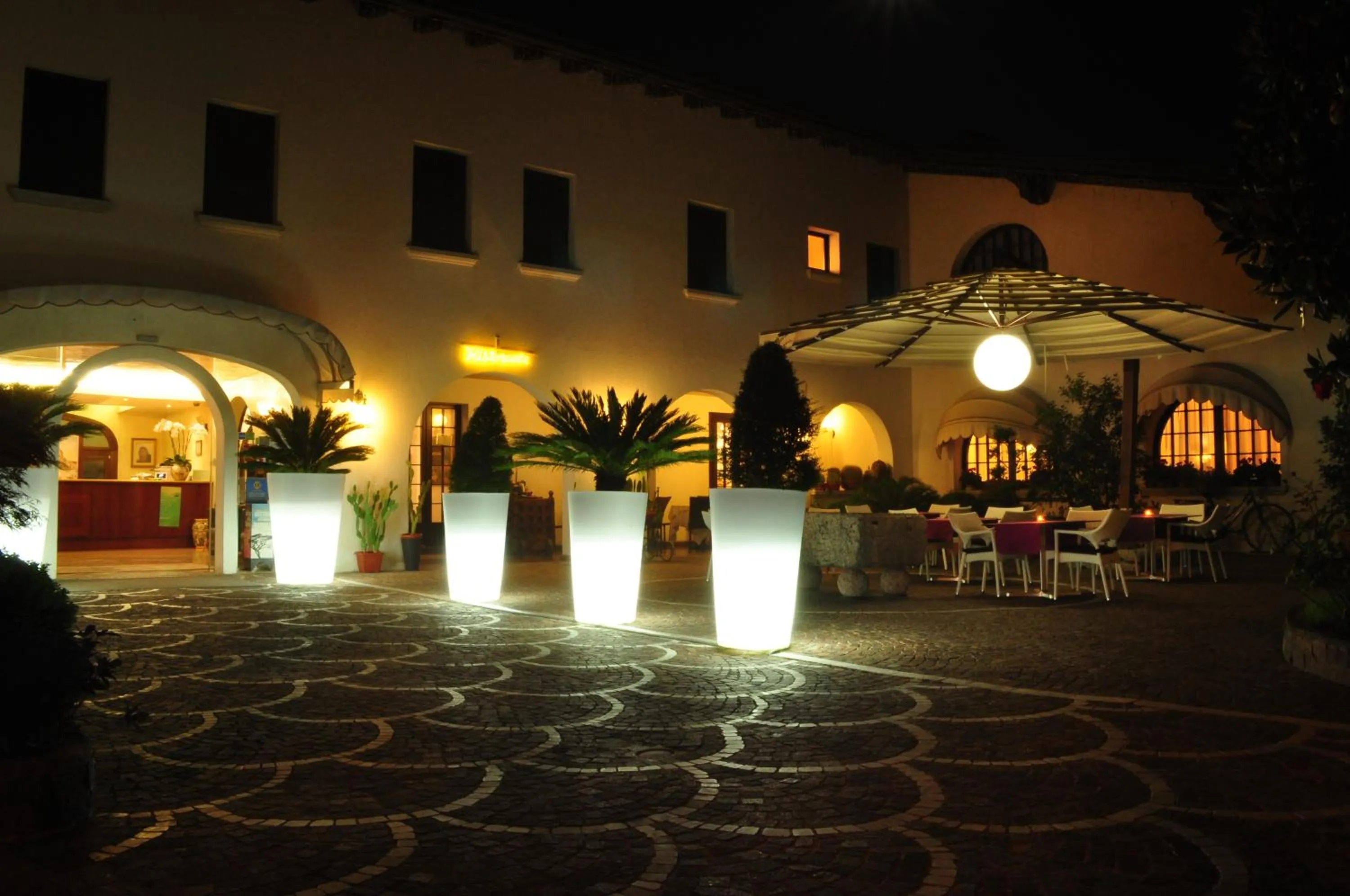 Facade/entrance in Hotel Prata Verde