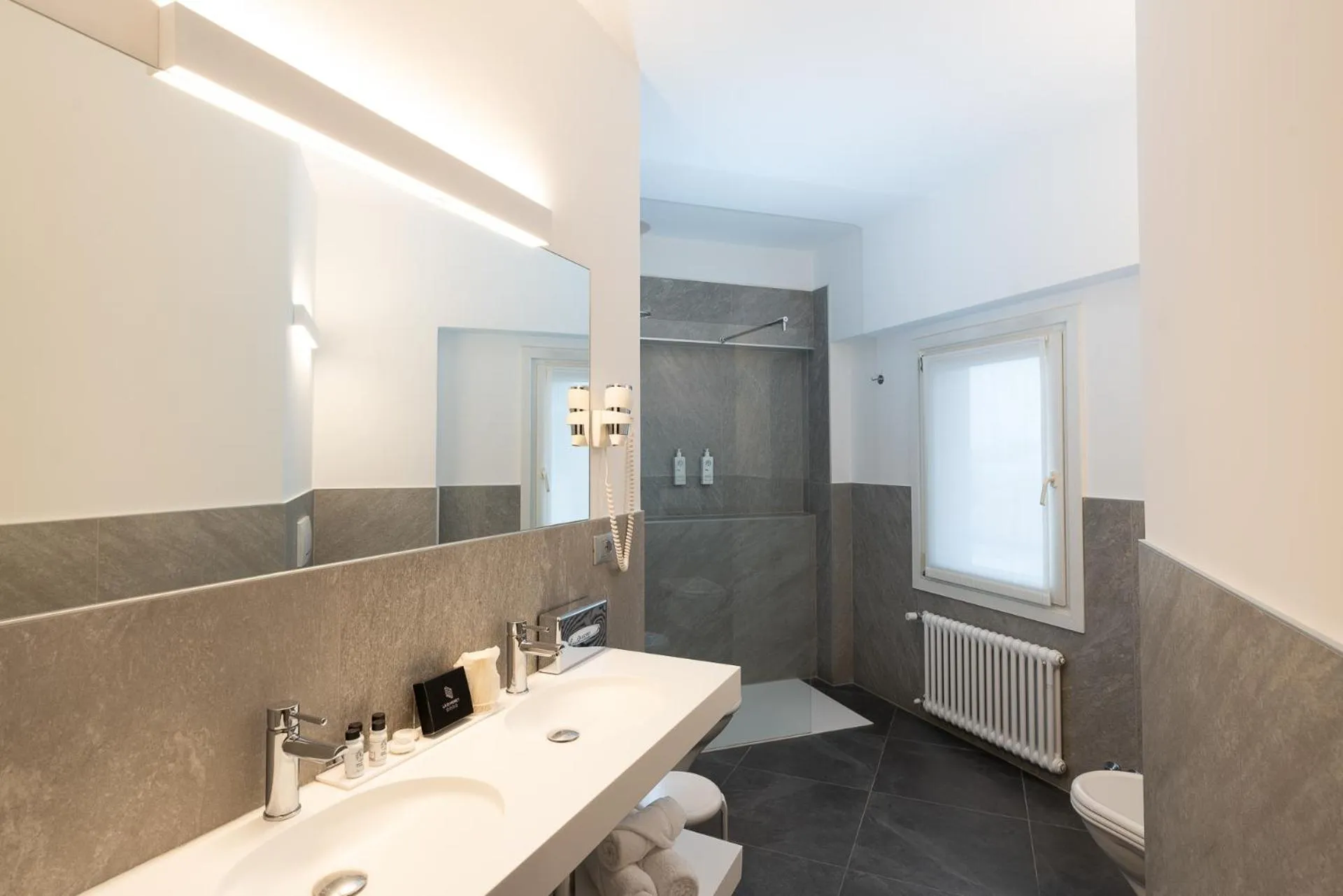 Bathroom in Là Di Moret