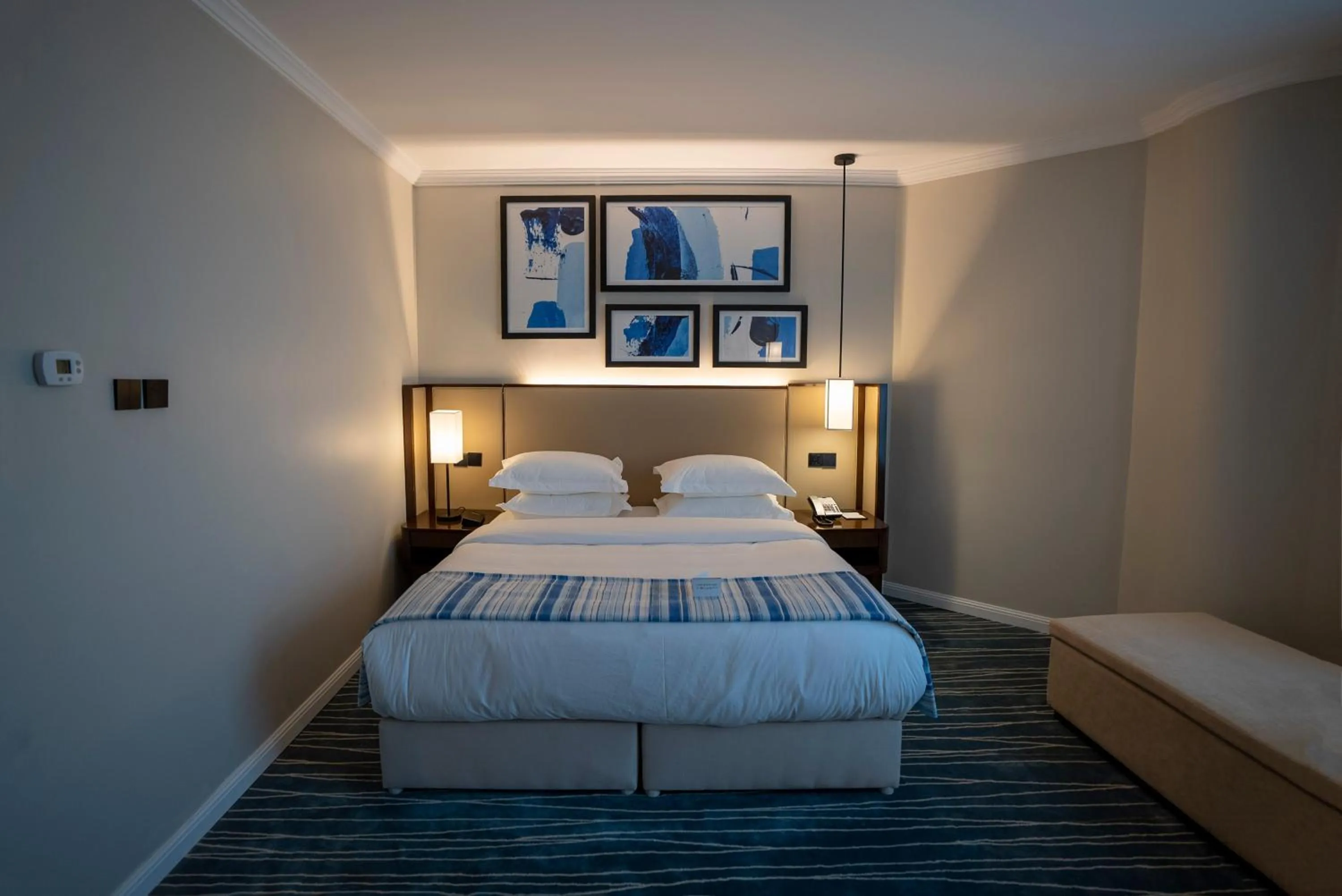 Bedroom in Prime Al Corniche Hotel