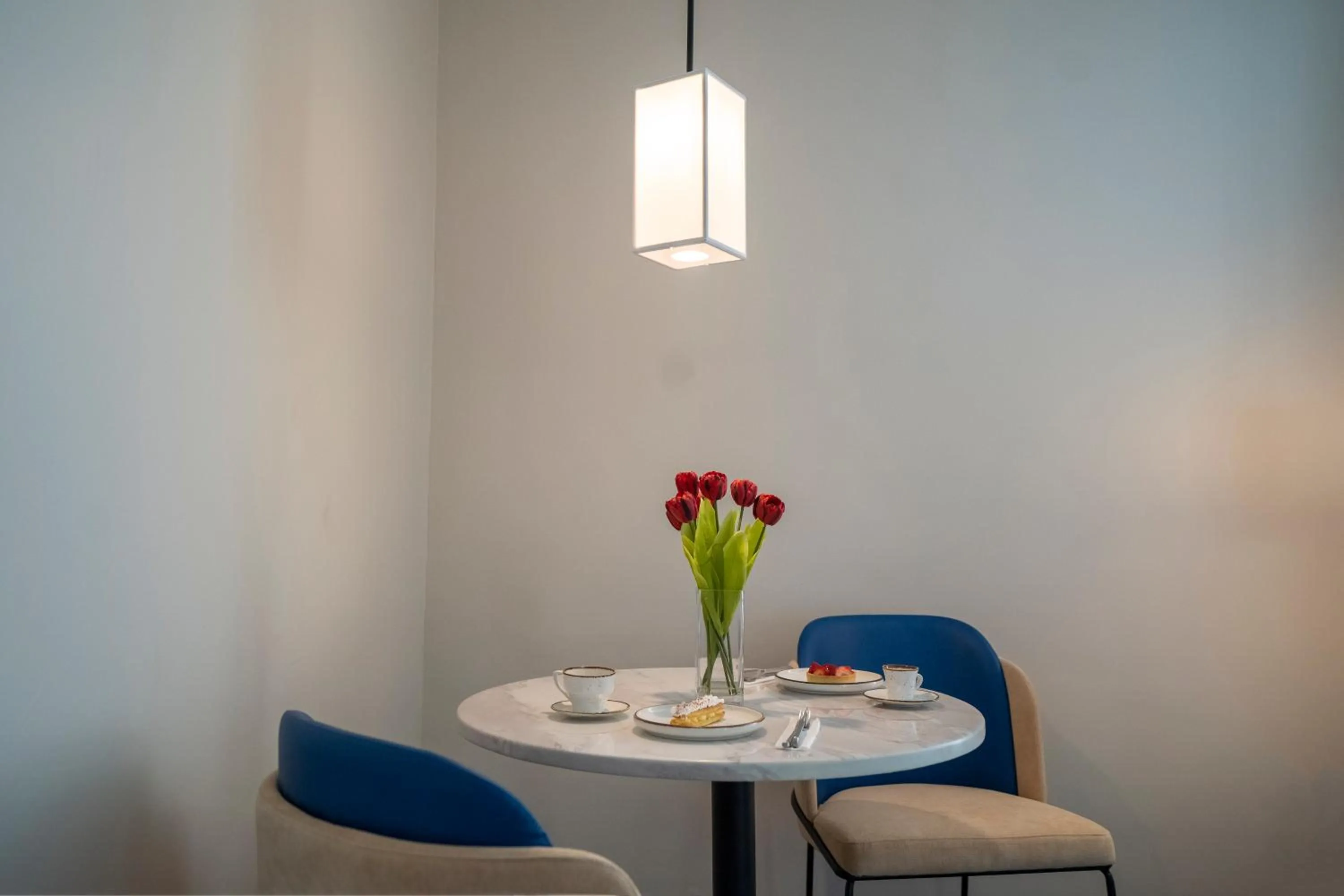 Dining area in Prime Al Corniche Hotel