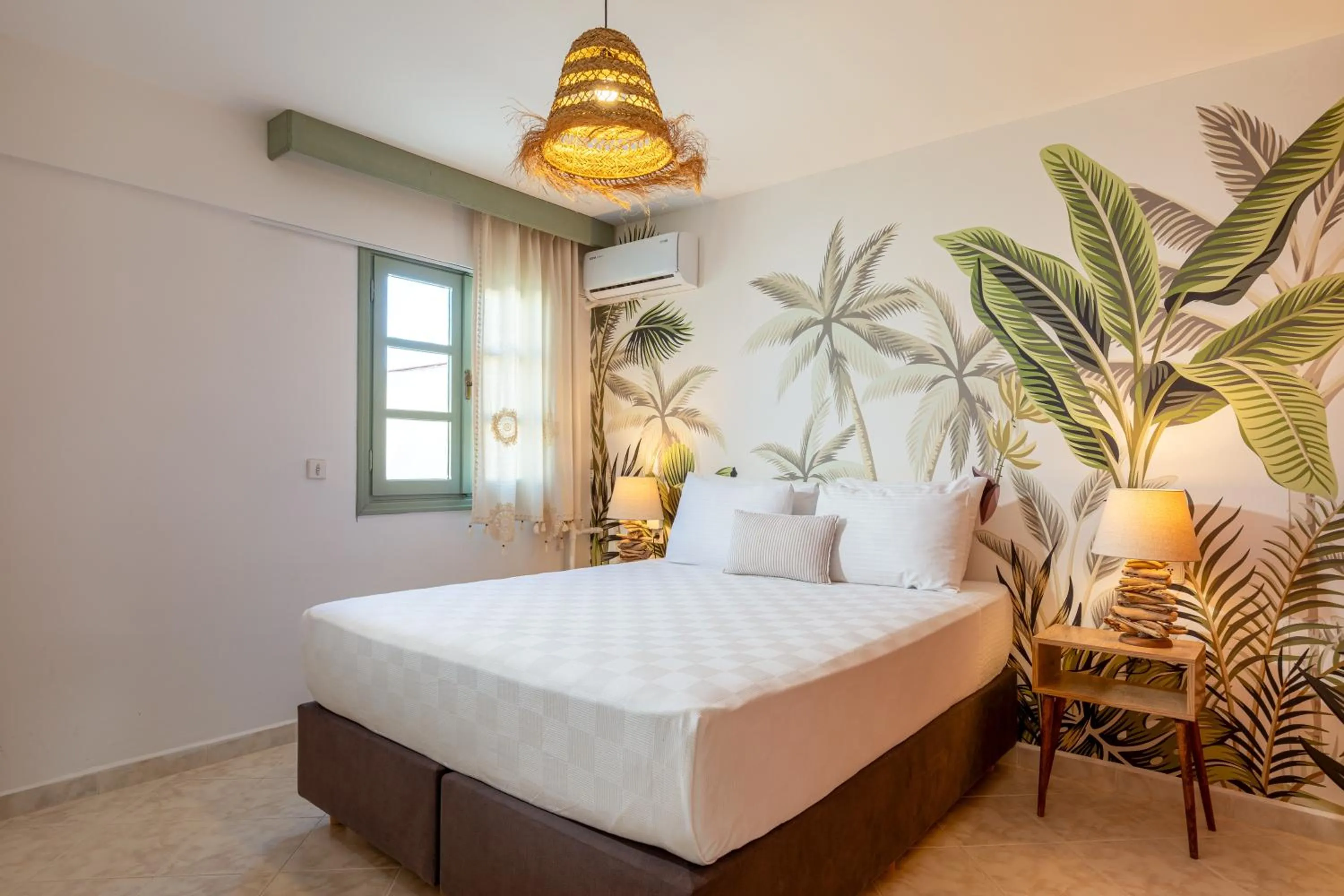 Bedroom, Bed in Cumbalıca Beach Hotel