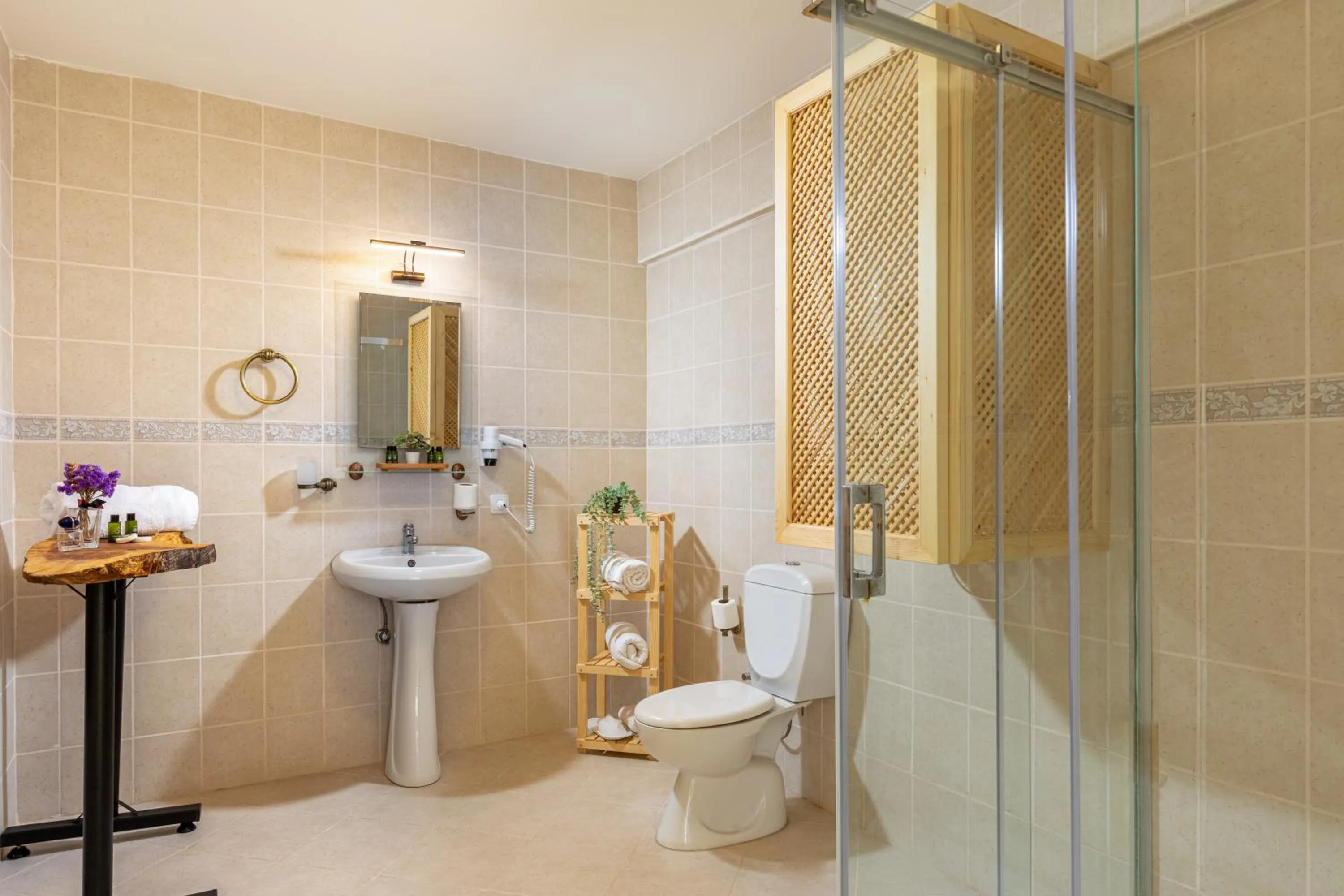 Bathroom in Cumbalıca Beach Hotel