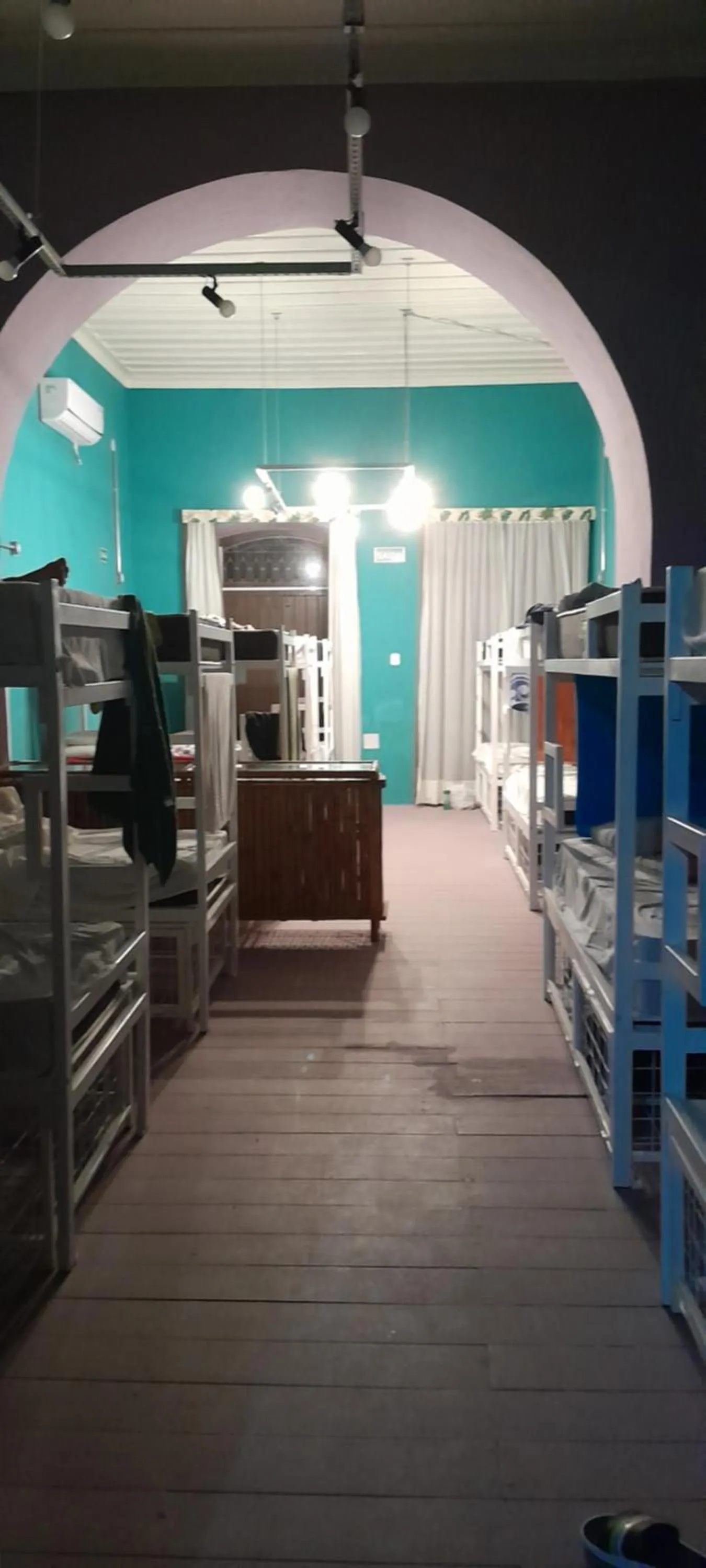 Shower, Bed in Americo Pousada e Hostel