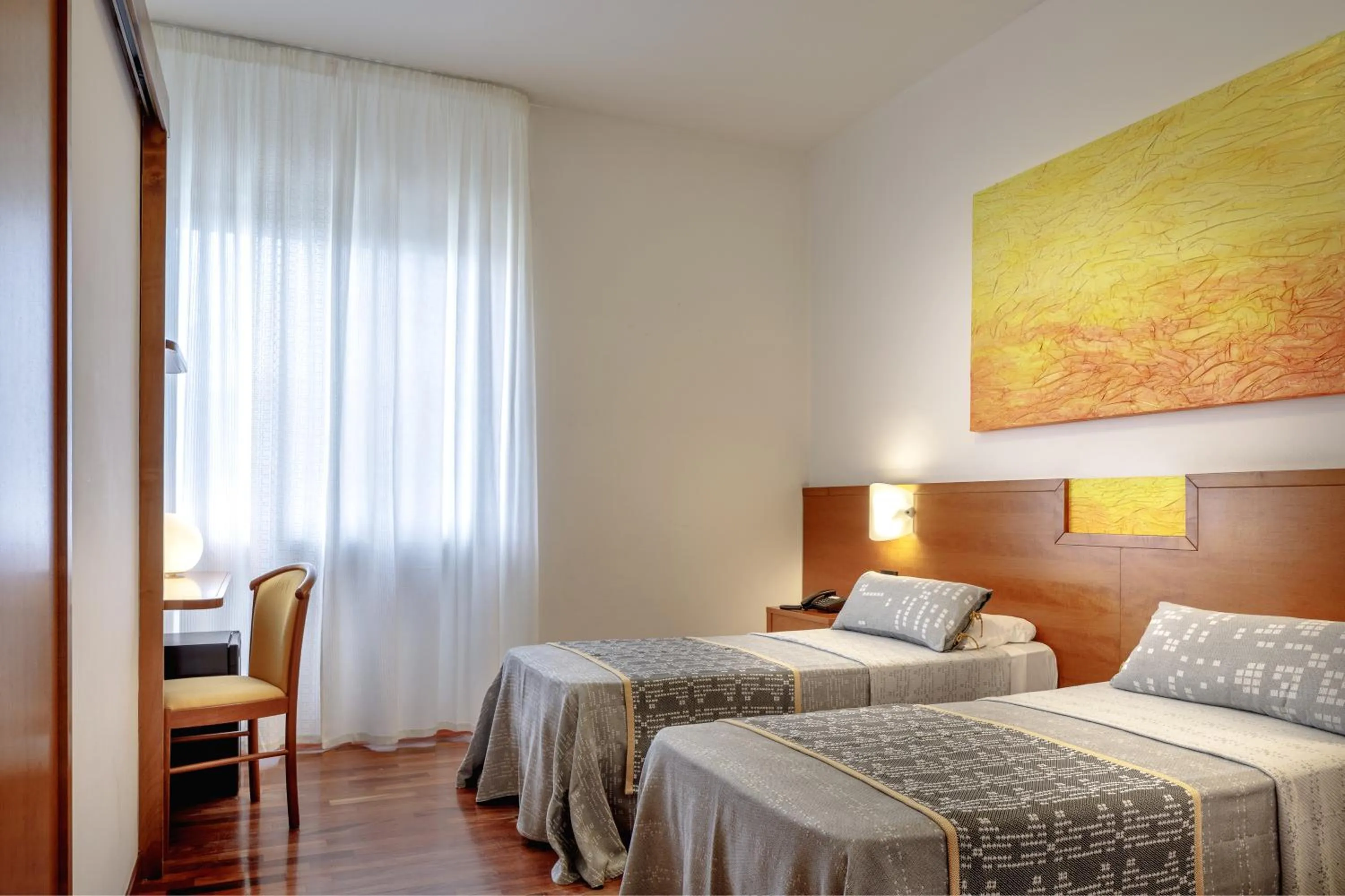 Bedroom, Bed in Euro Hotel