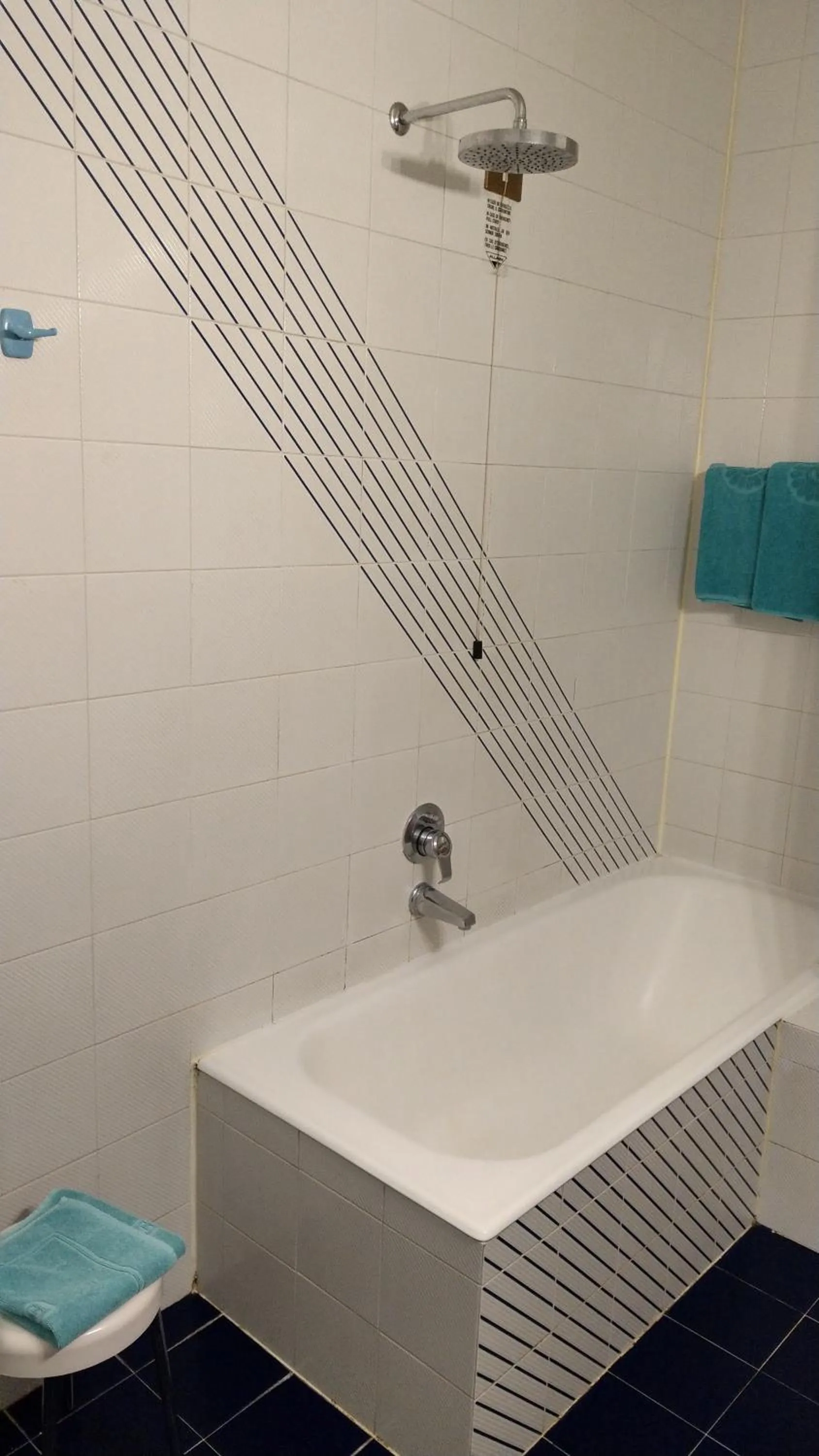 Bathroom in Europalace Hotel