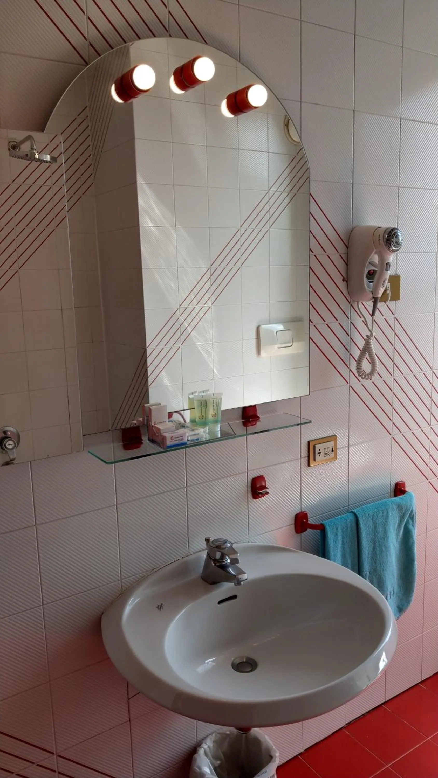 Bathroom in Europalace Hotel