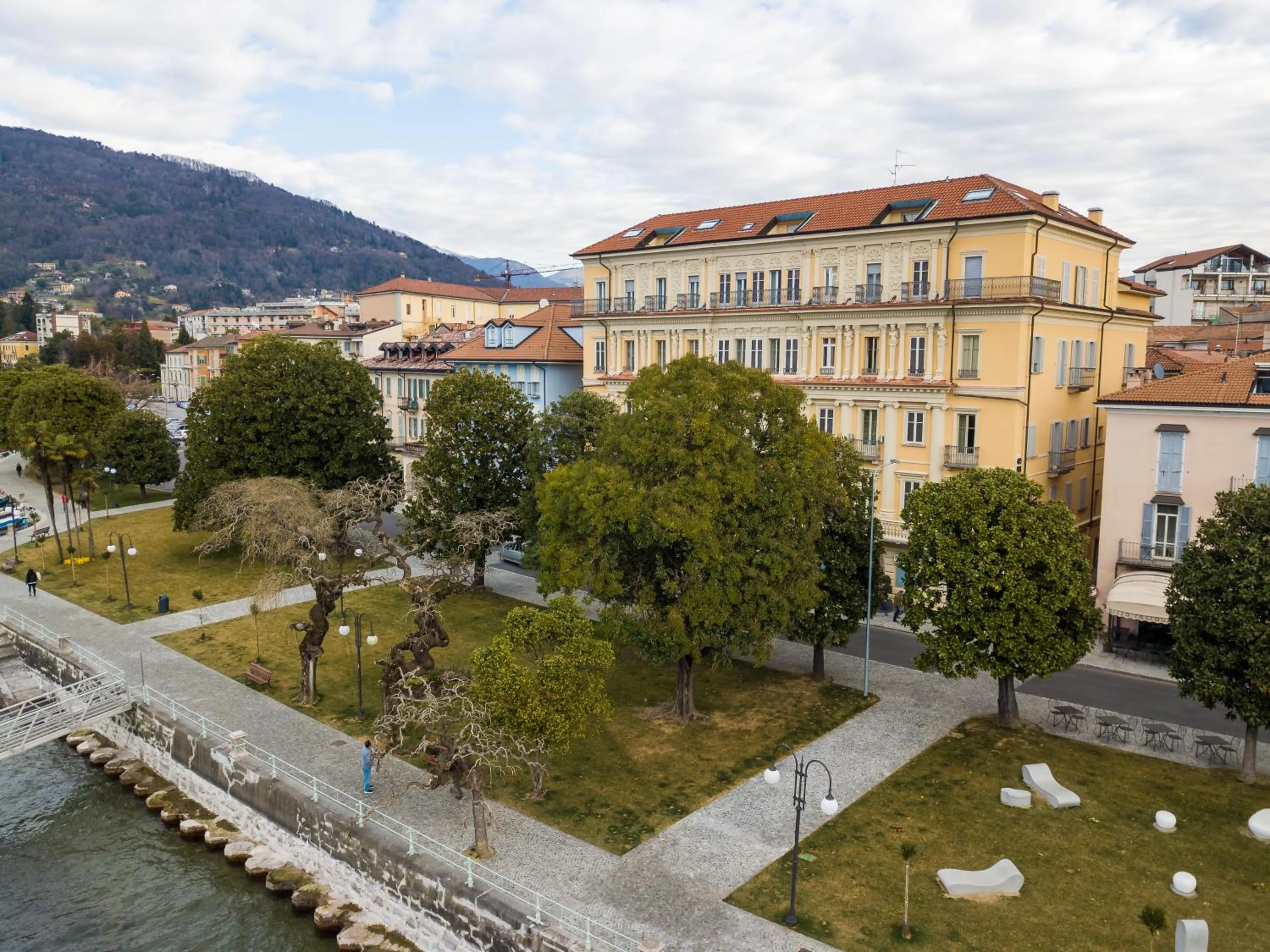 Facade/entrance in Europalace Hotel