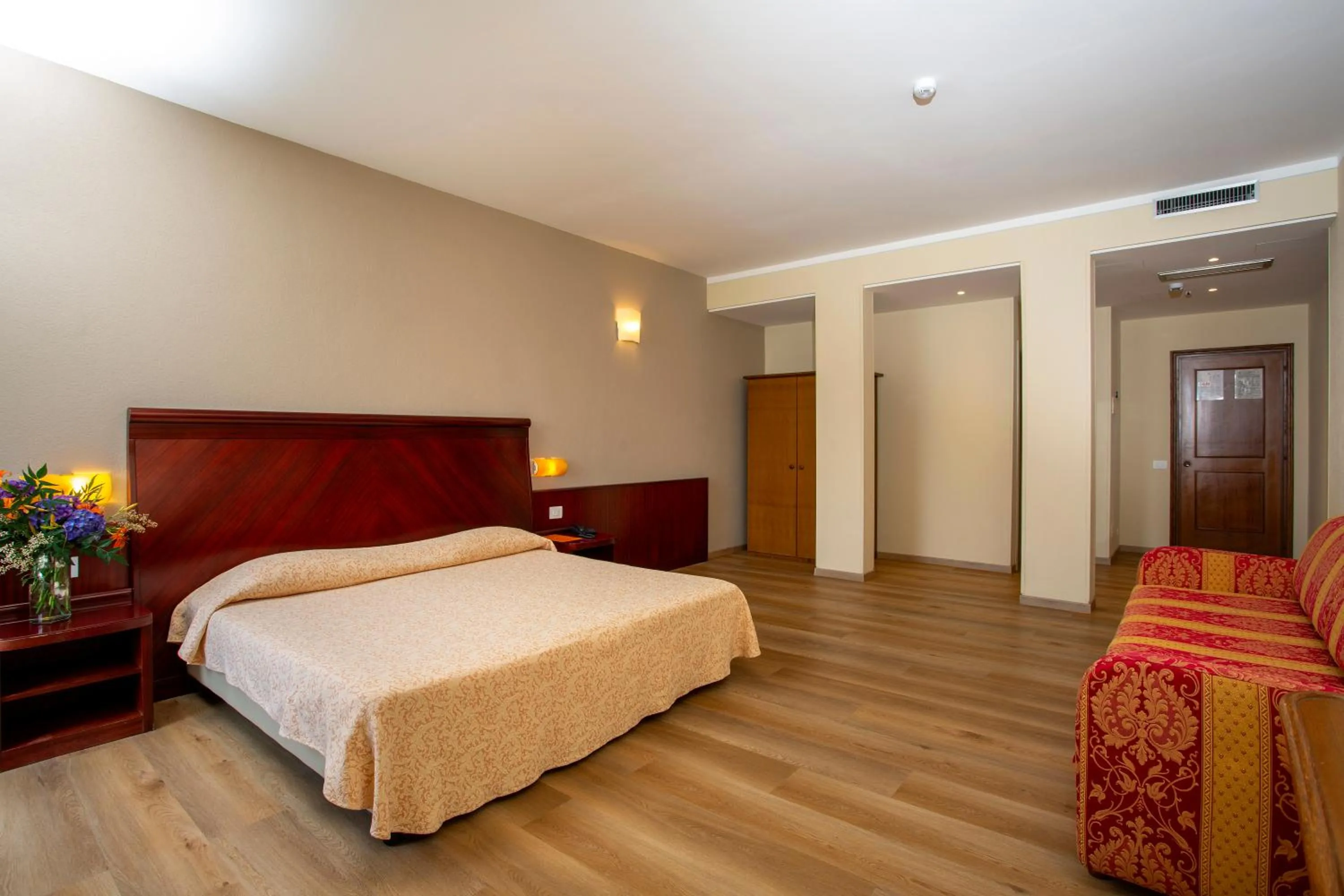 Bed in Europalace Hotel