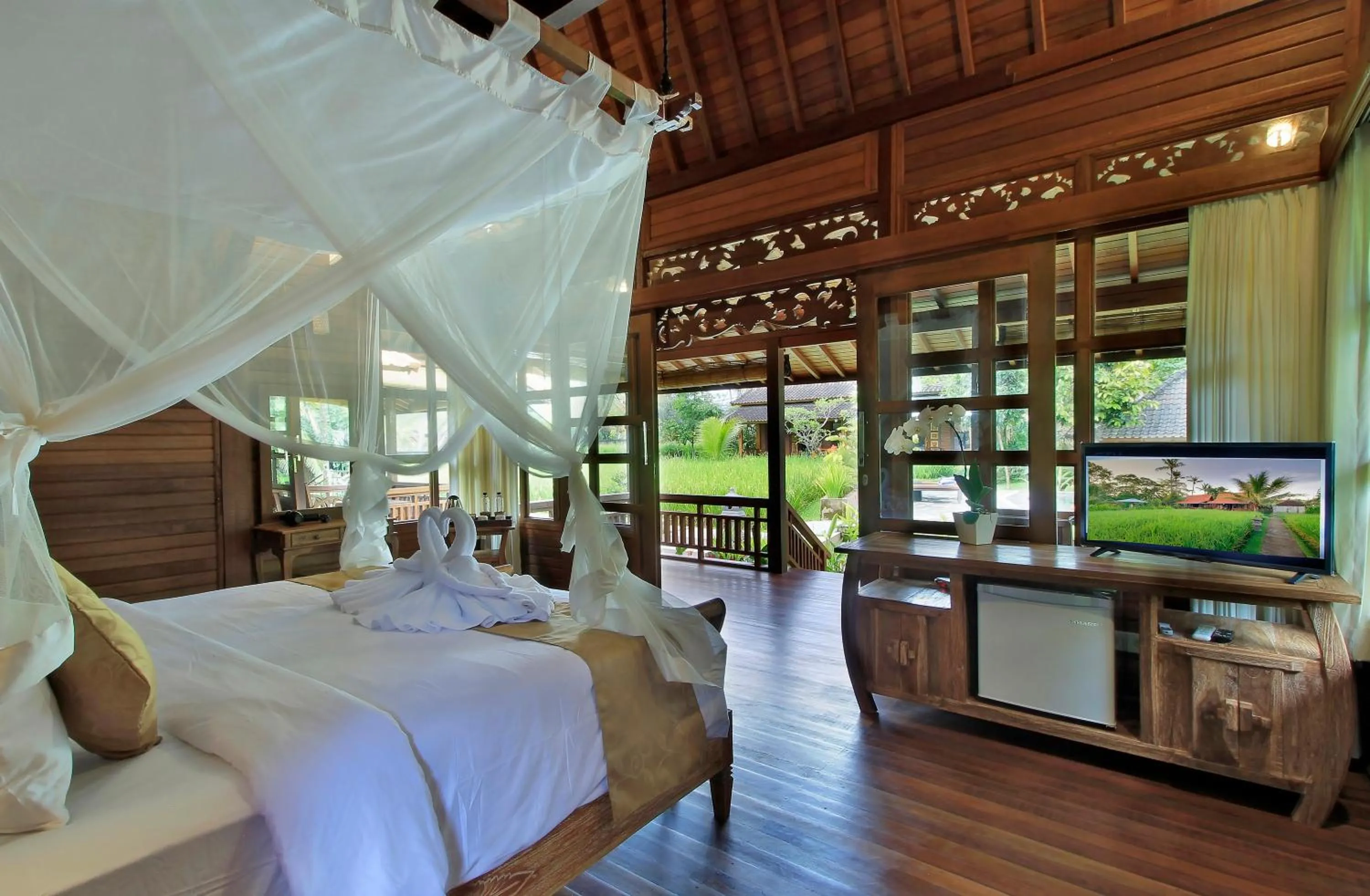 Bedroom, Bed in Hanaya Ubud Villa