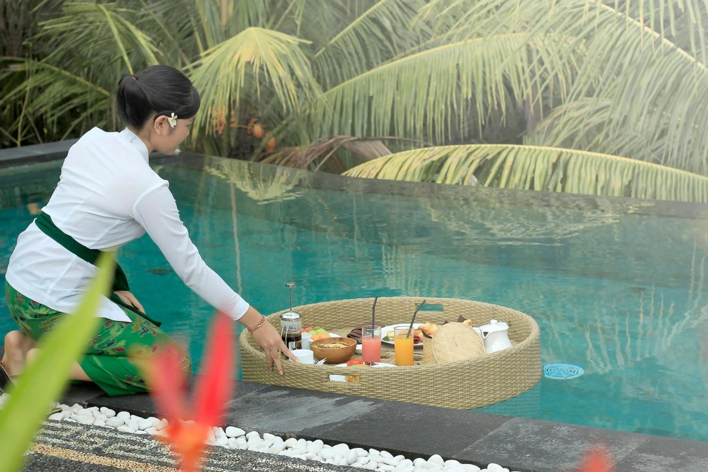 Food and drinks in Hanaya Ubud Villa