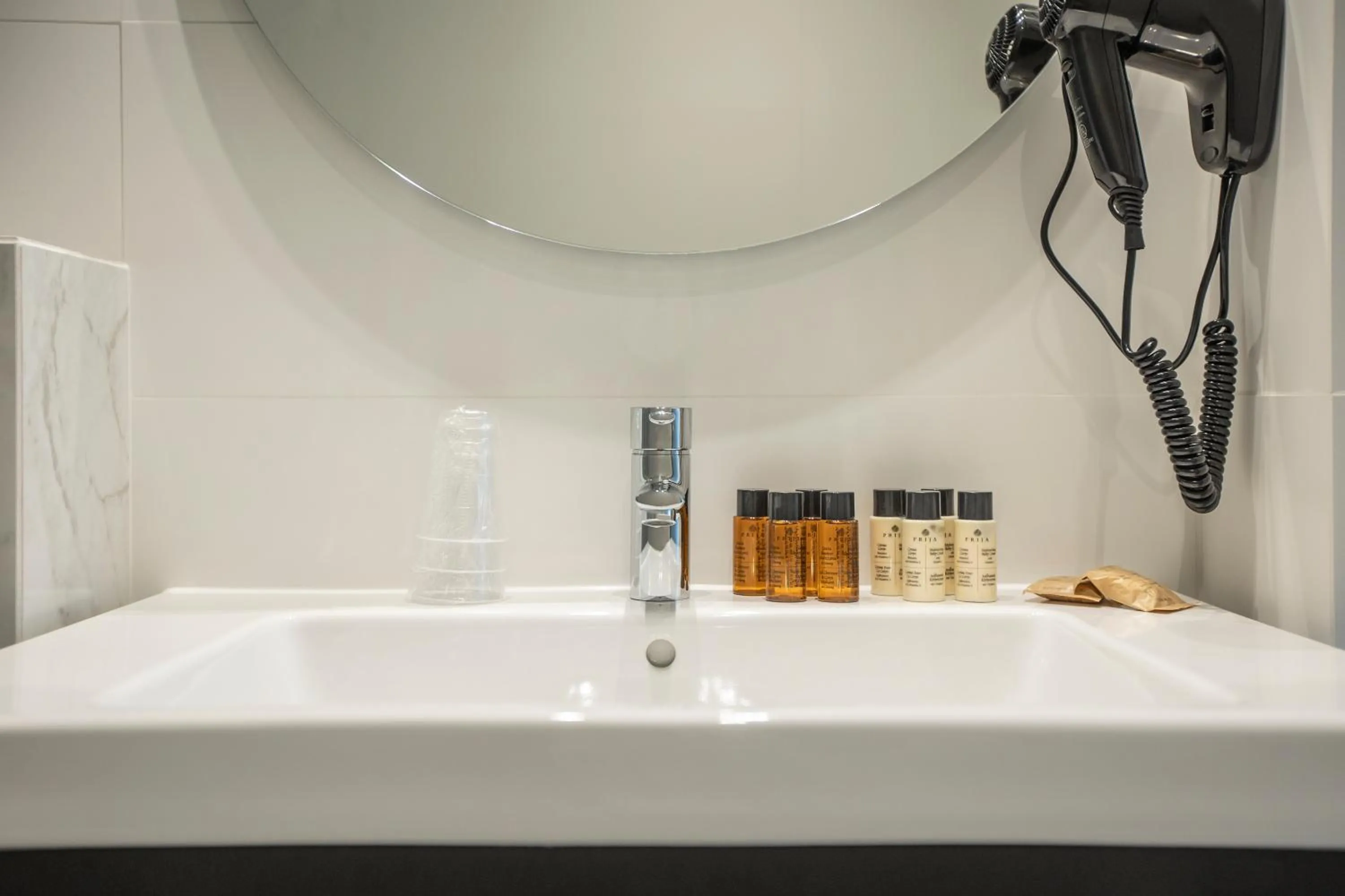 Bathroom in Fontanella By BCN URBAN Rooms