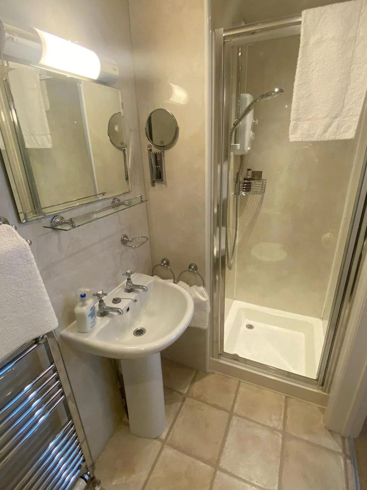 Bathroom in Landguard Lodge Guest House