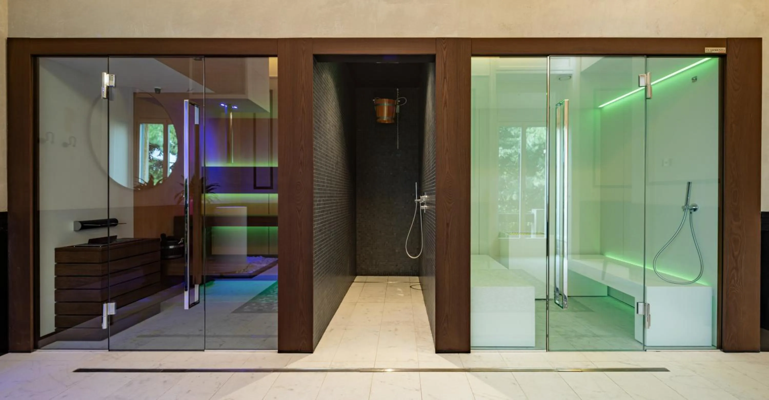 Sauna in Palace Grand Hotel Varese