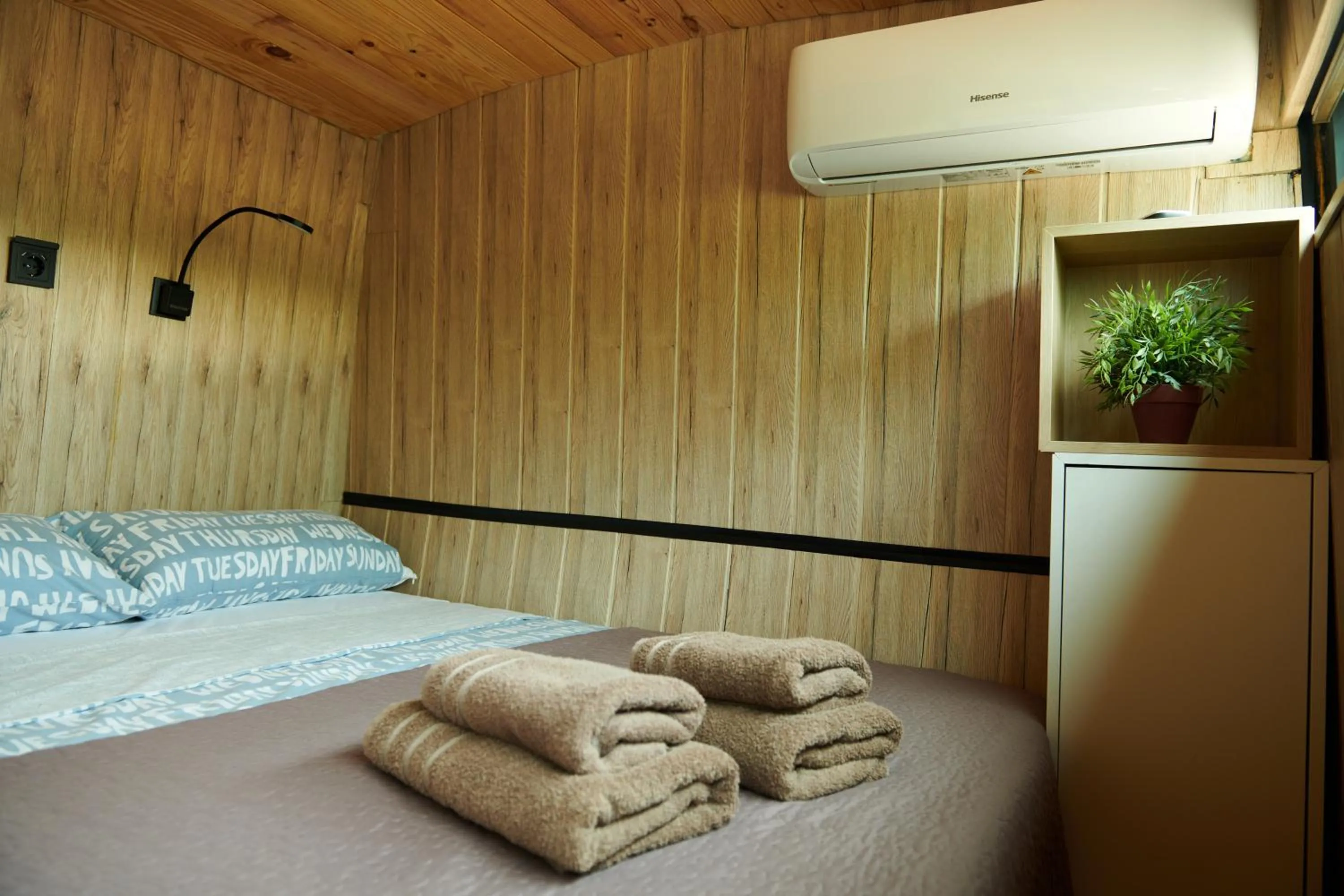 Bed in cuchibus