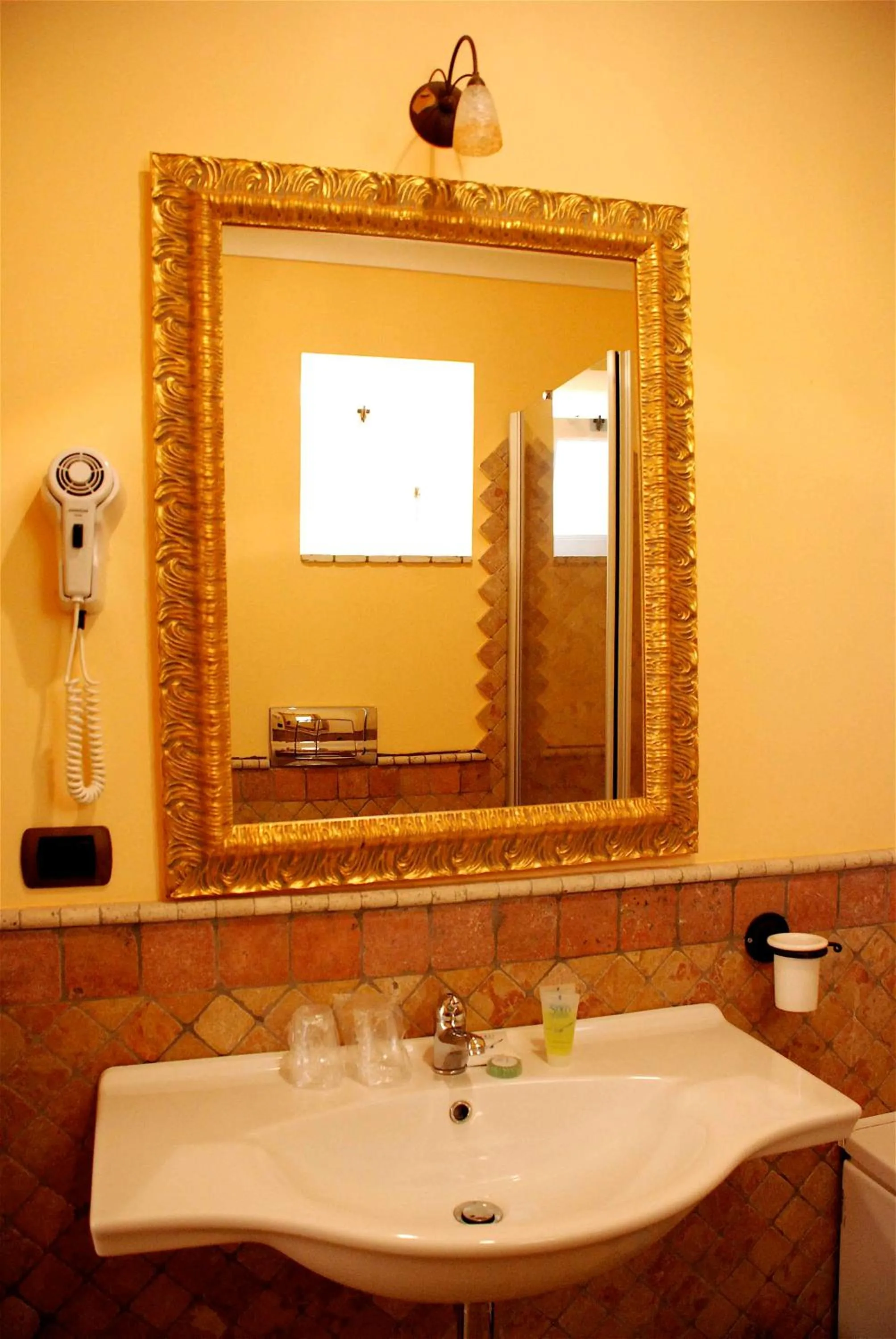 Bathroom in Hotel Villa Enrica - Aeolian Charme