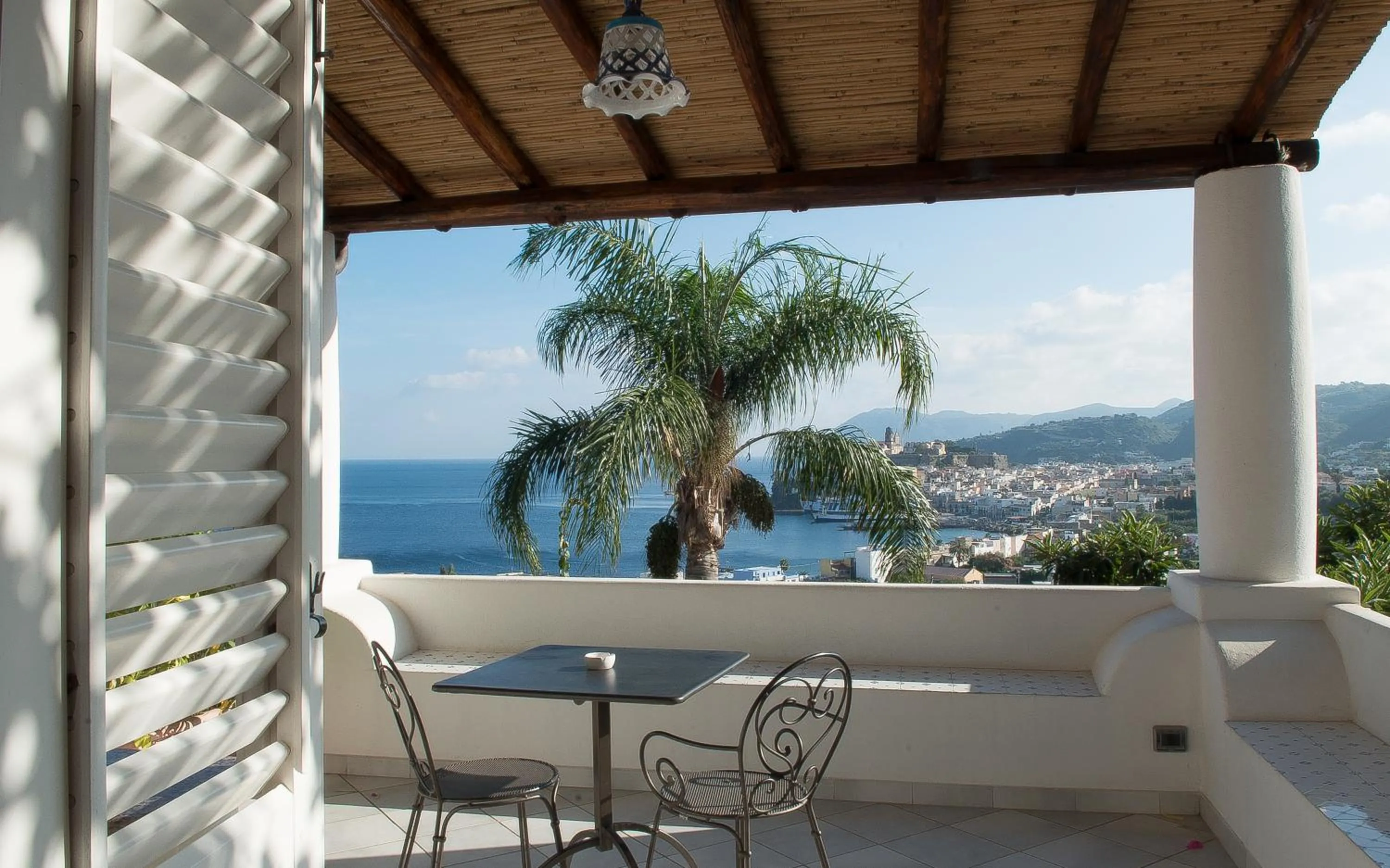 Balcony/Terrace in Hotel Villa Enrica - Aeolian Charme