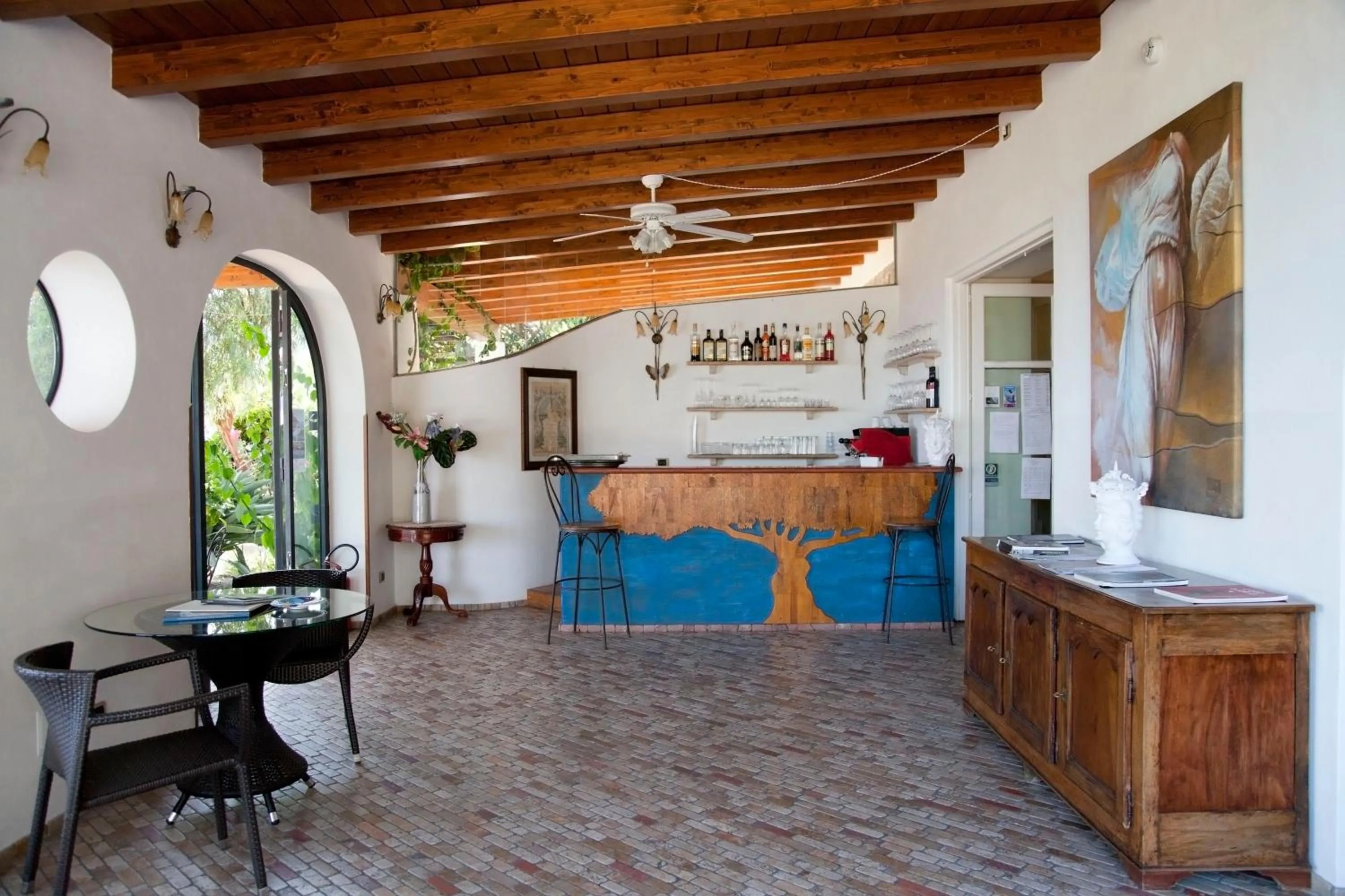 Lounge or bar in Hotel Villa Enrica - Aeolian Charme