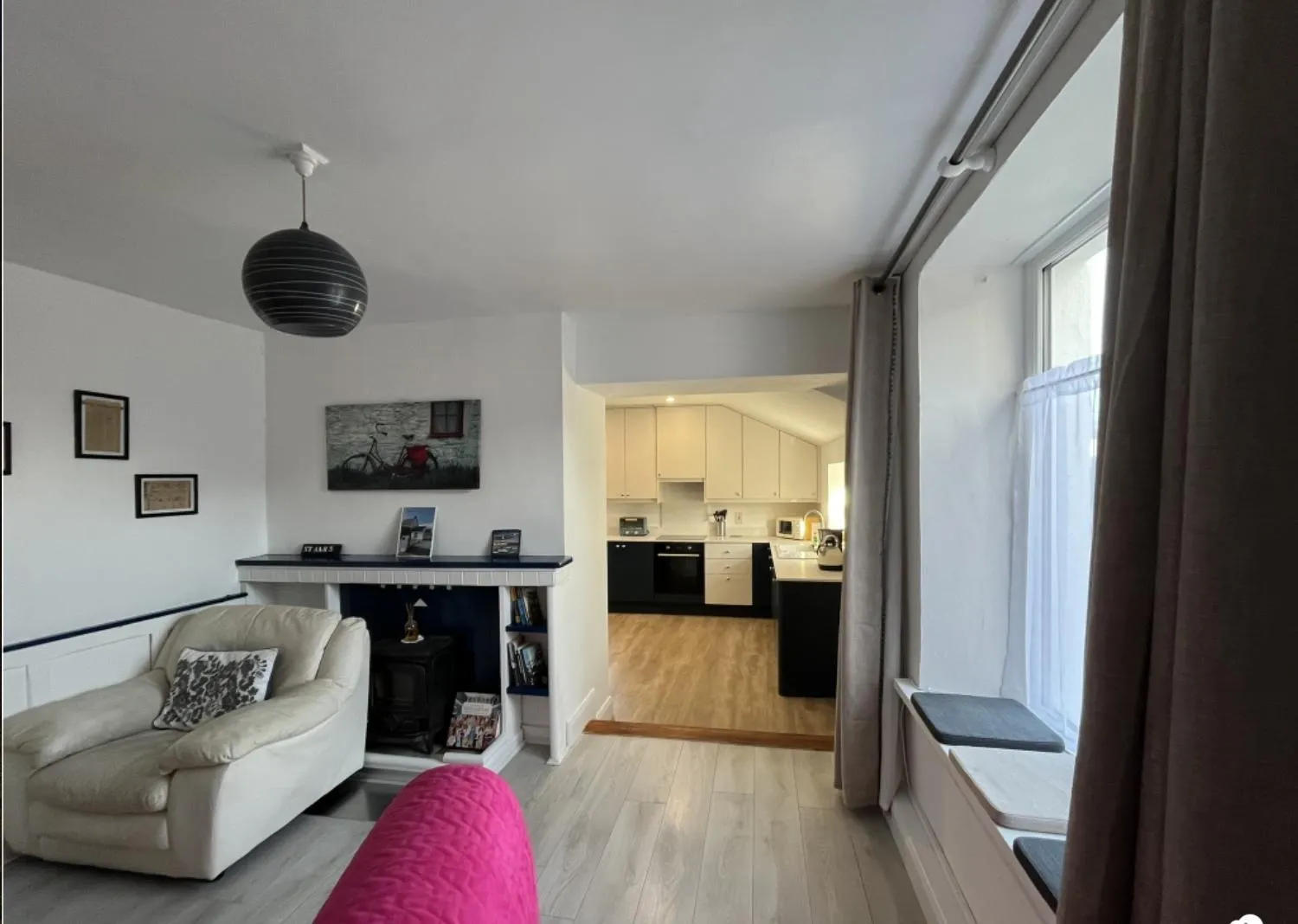 Communal lounge/ TV room in Mon Petit Cottage - B&B and Guest House in Bunclody