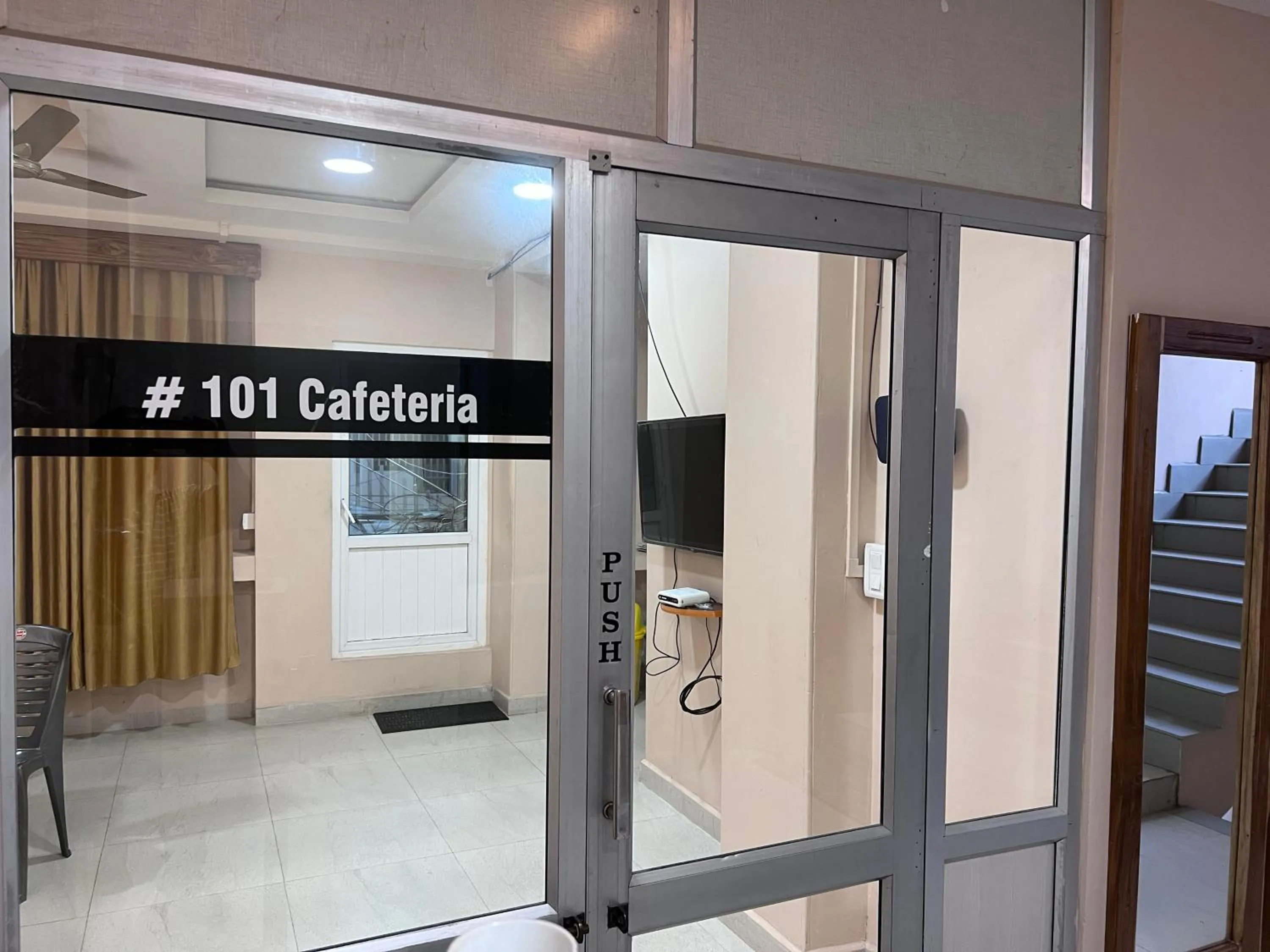 Breakfast in Hotel Dinthar Zara