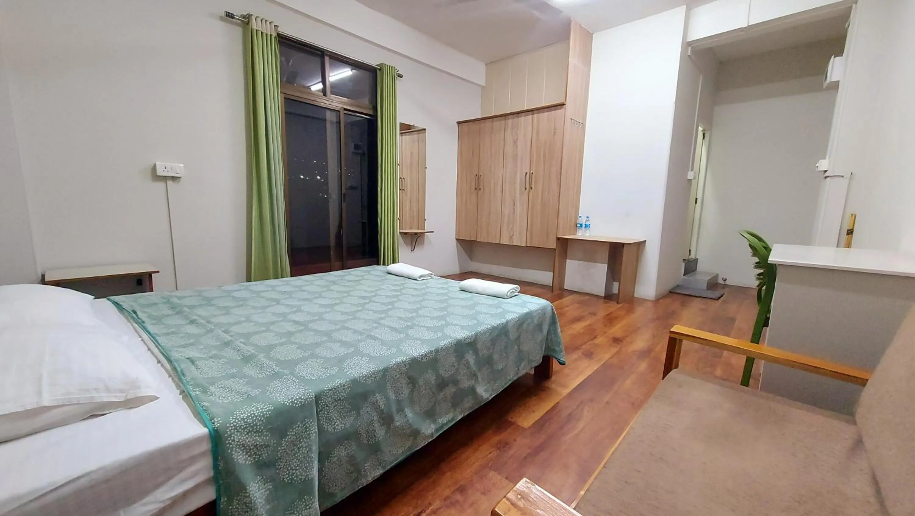 Bed in Hotel Dinthar Zara