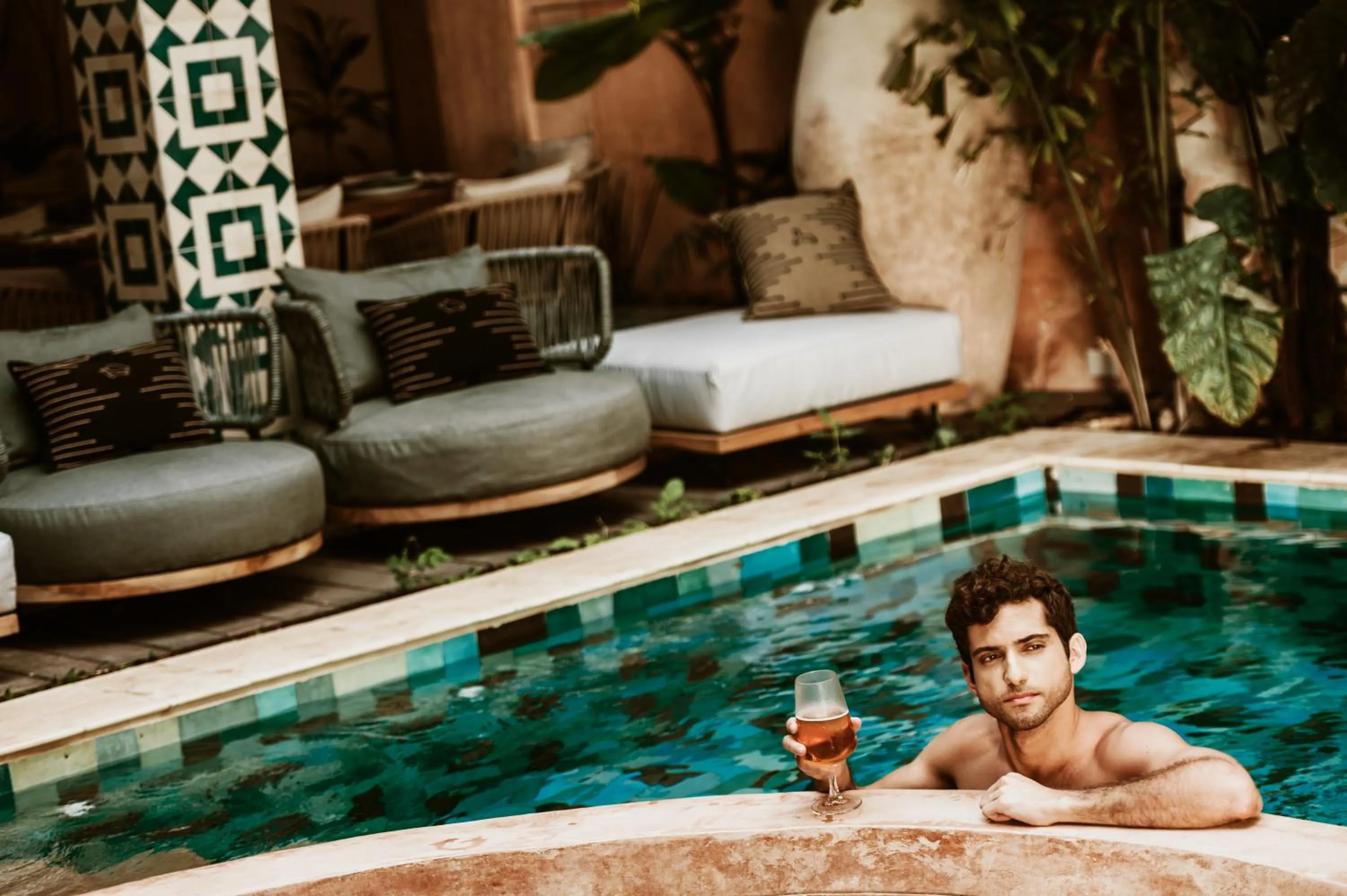 Swimming pool in CIGNO HOTEL BOUTIQUE- Adults Only