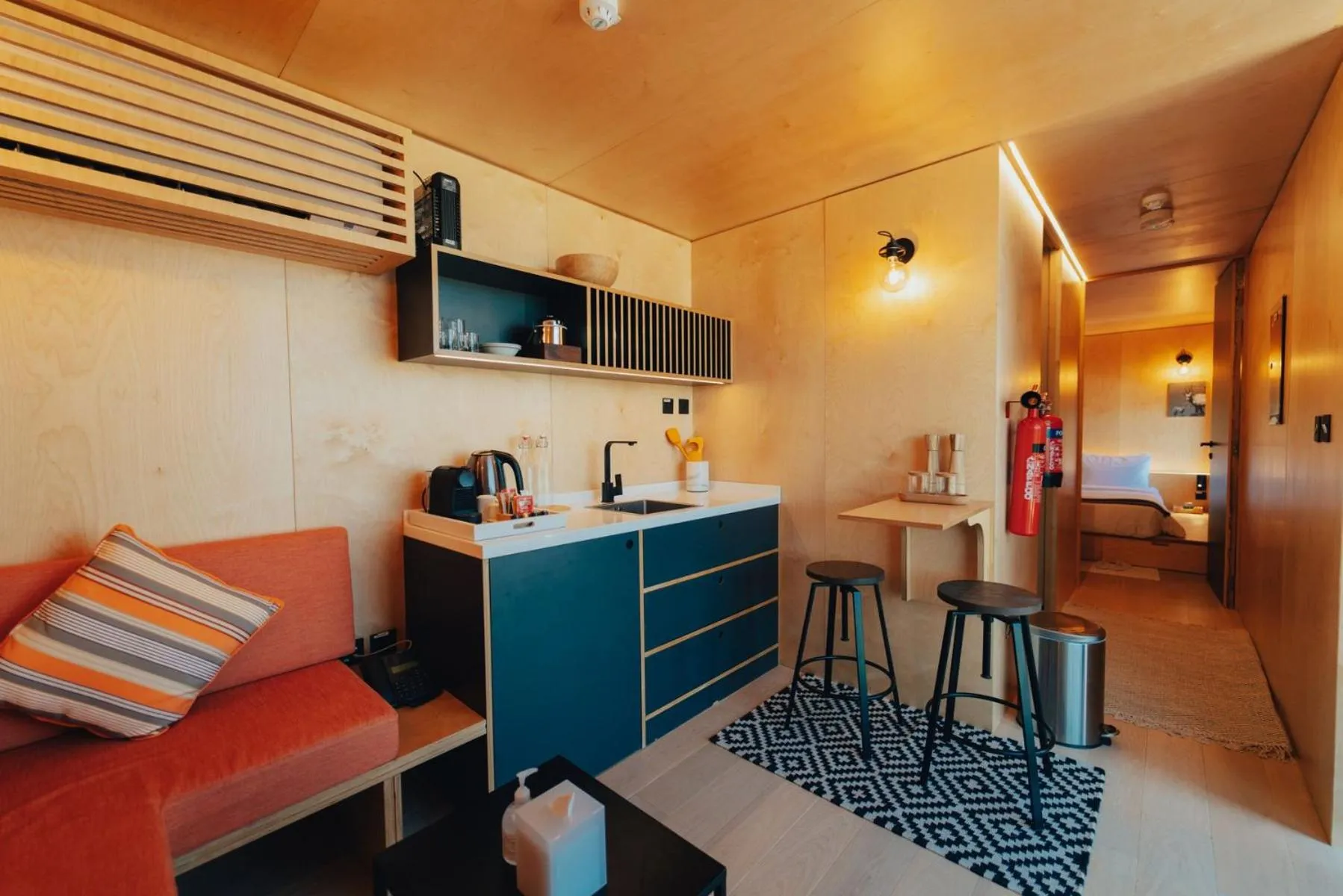 Coffee/tea facilities in Bab Al Nojoum Al Mugheirah