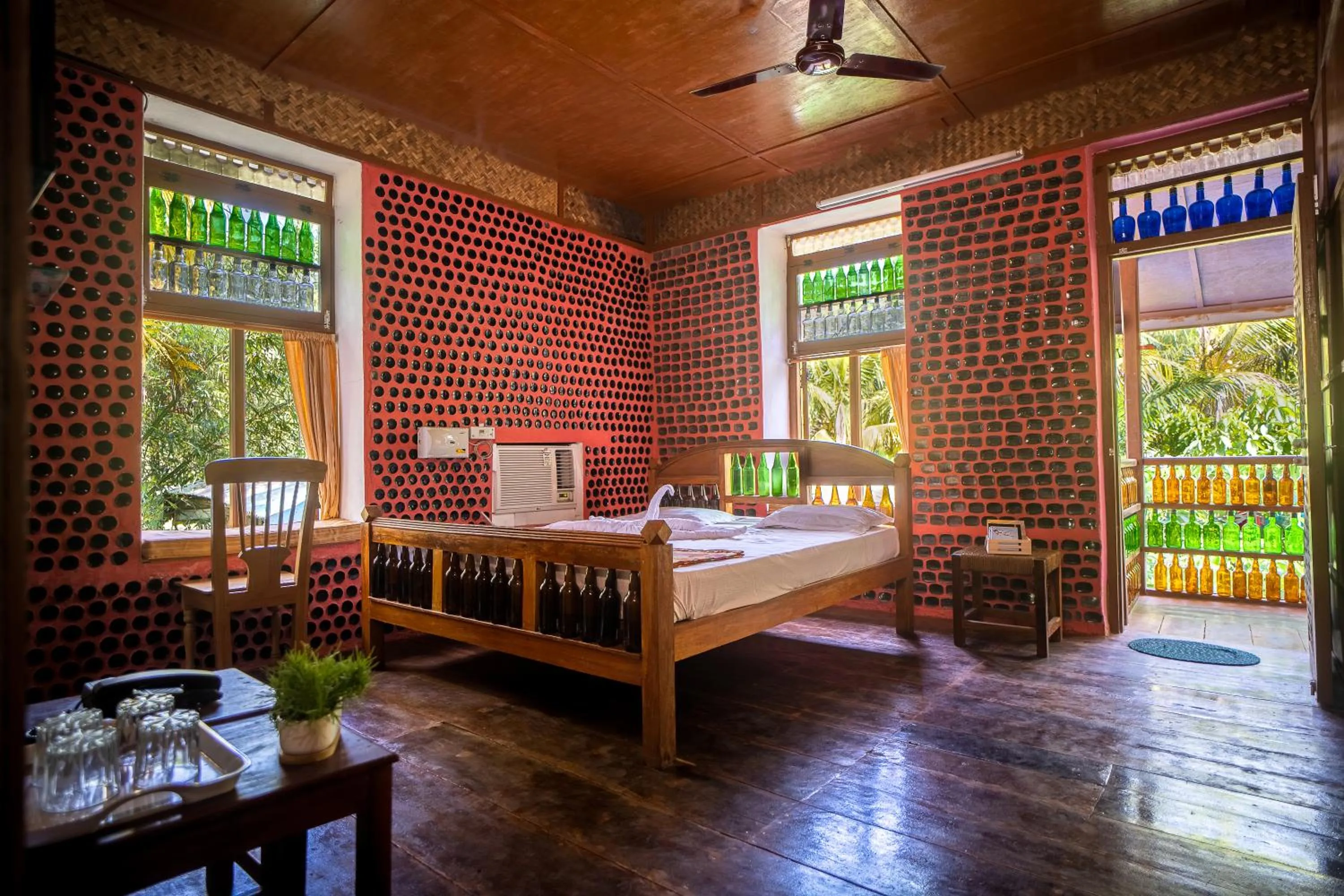 Photo of the whole room, Bed in Palm Grove Eco Resort
