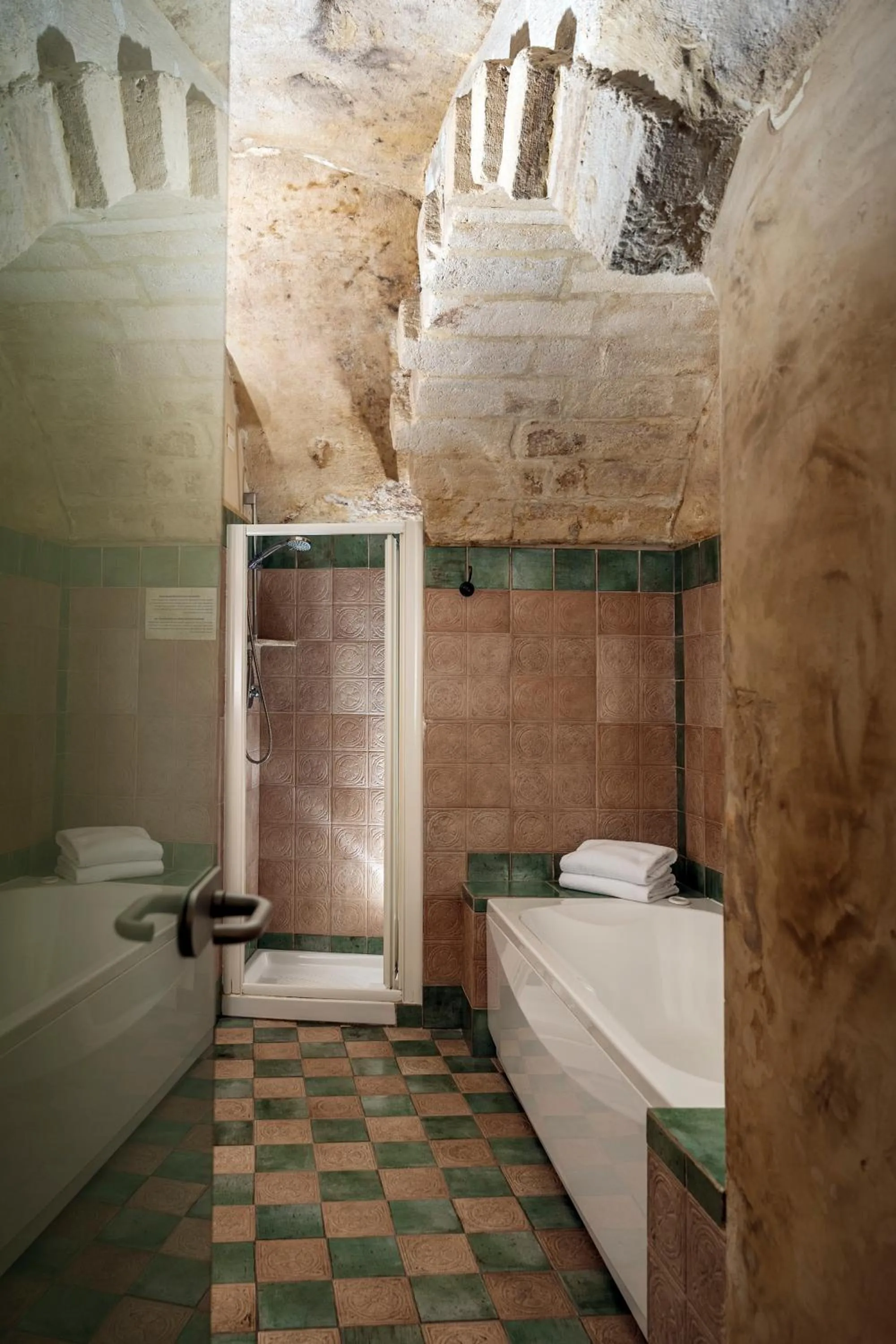 Bathroom in Locanda Di San Martino Hotel & Thermae Romanae