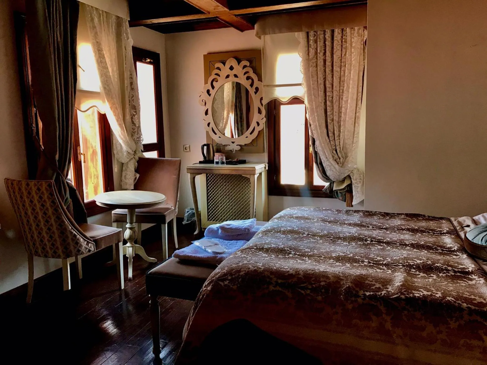 Bed in Arasta Konak Otel