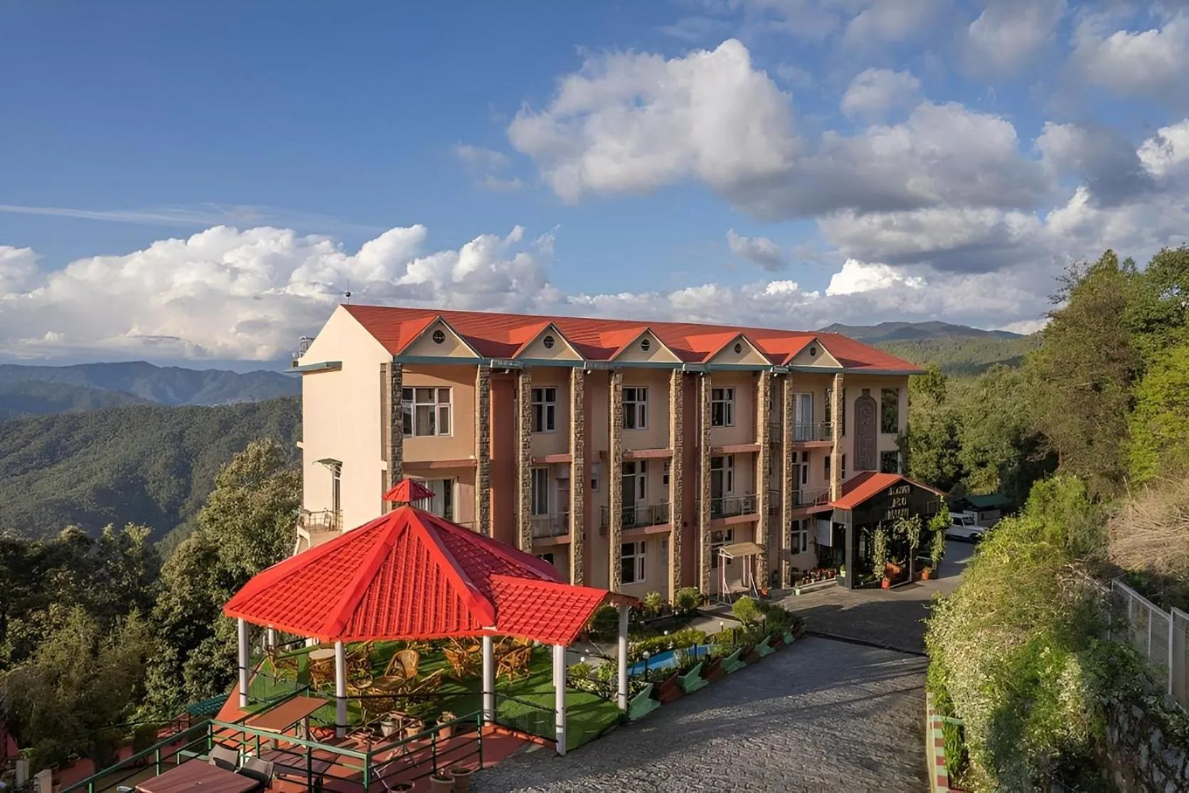 Binsar Eco Resort, Binsar - Uttarakhand