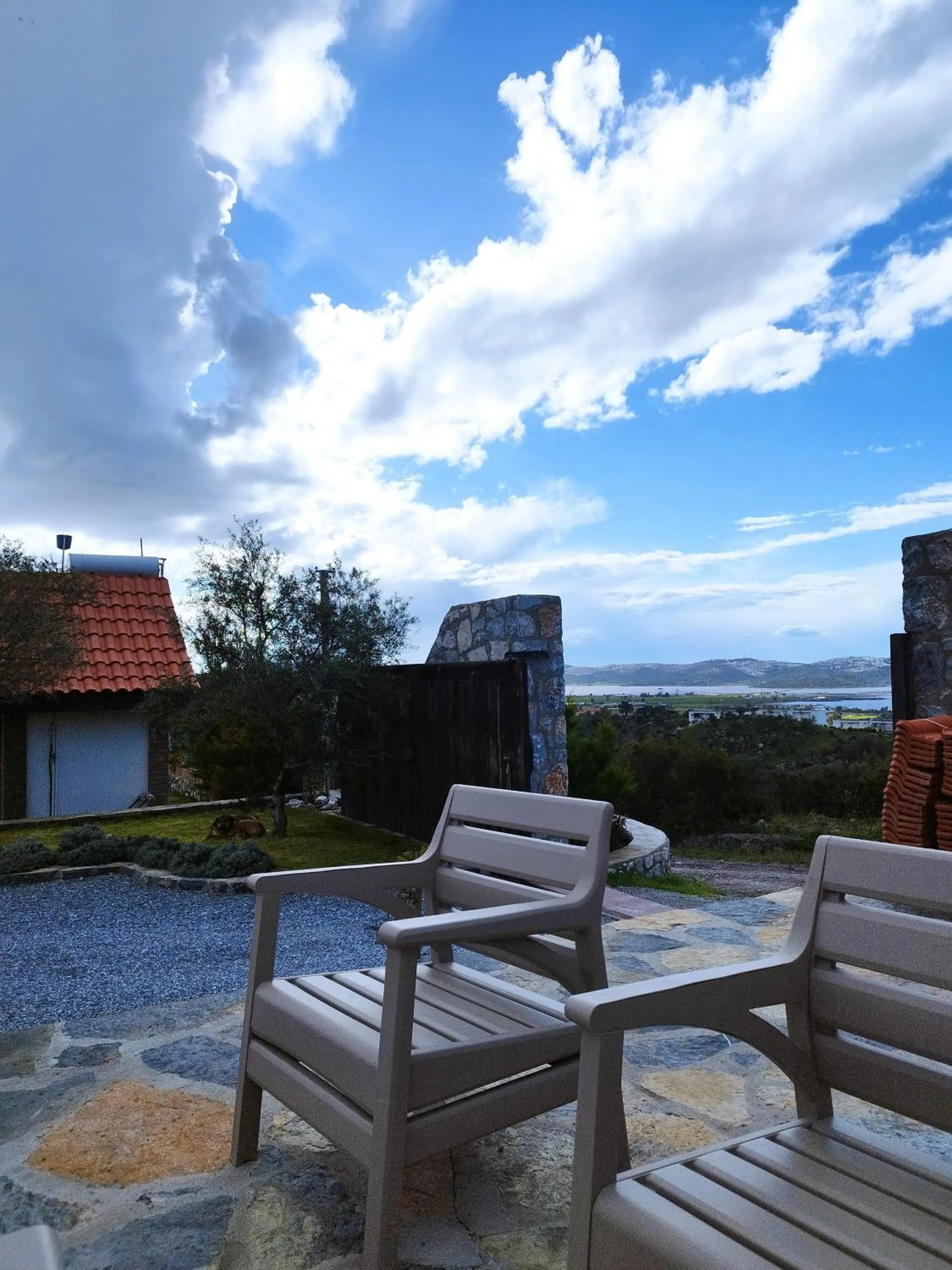 Olive Garden Retreat