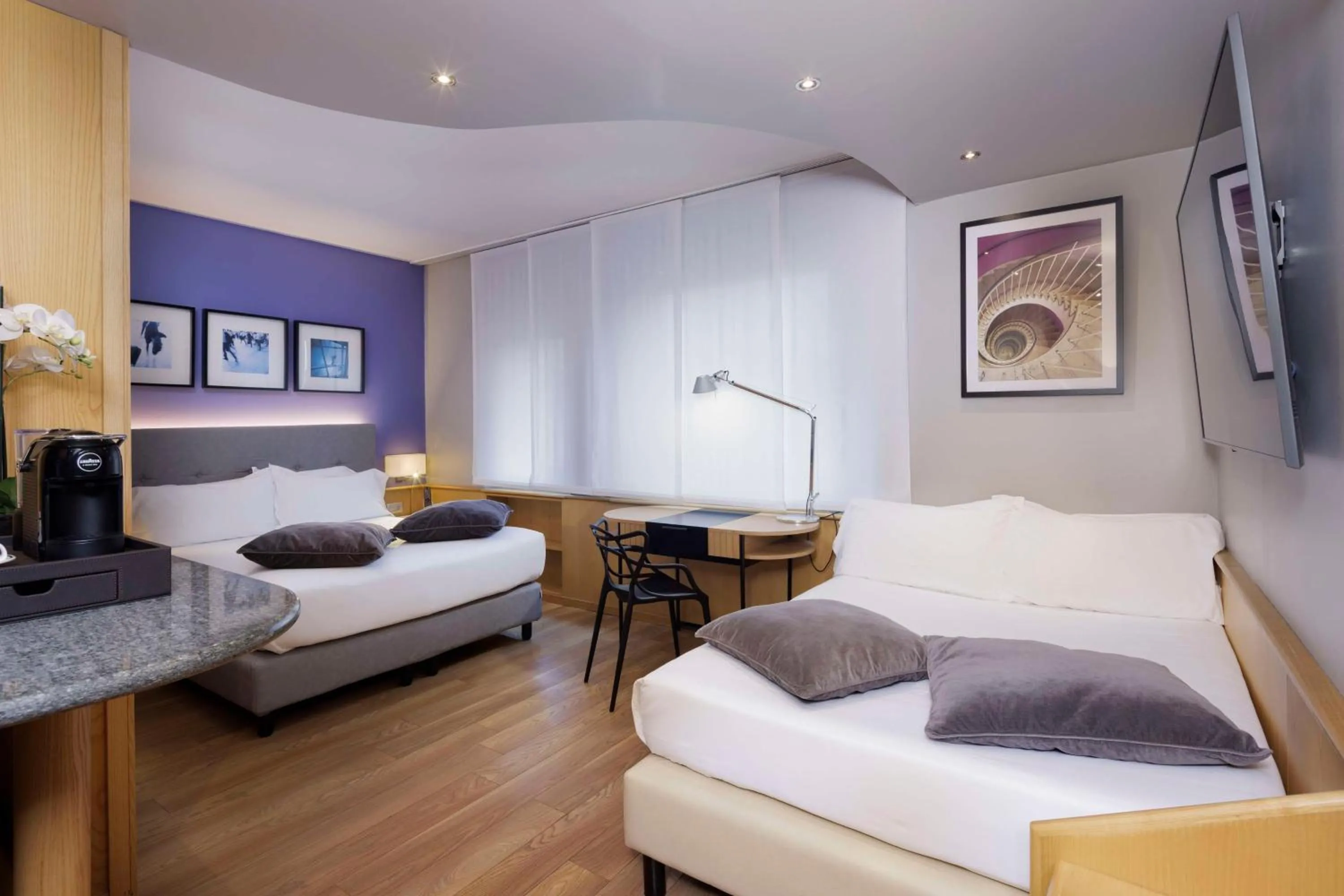 Bedroom, Bed in Best Western Plus Executive Hotel and Suites