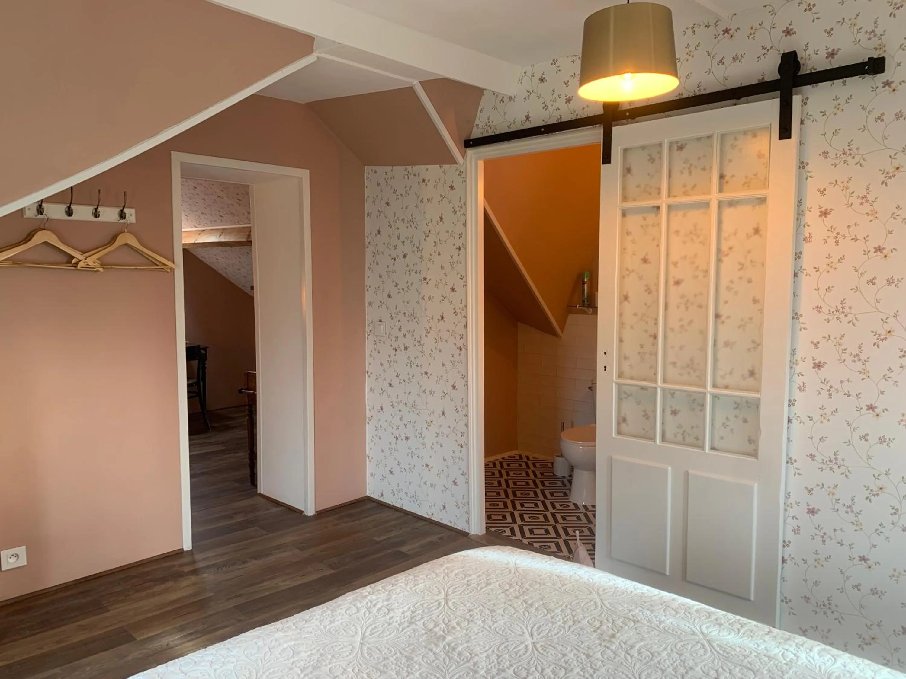 Bedroom, Bed in Brigitte et Moi