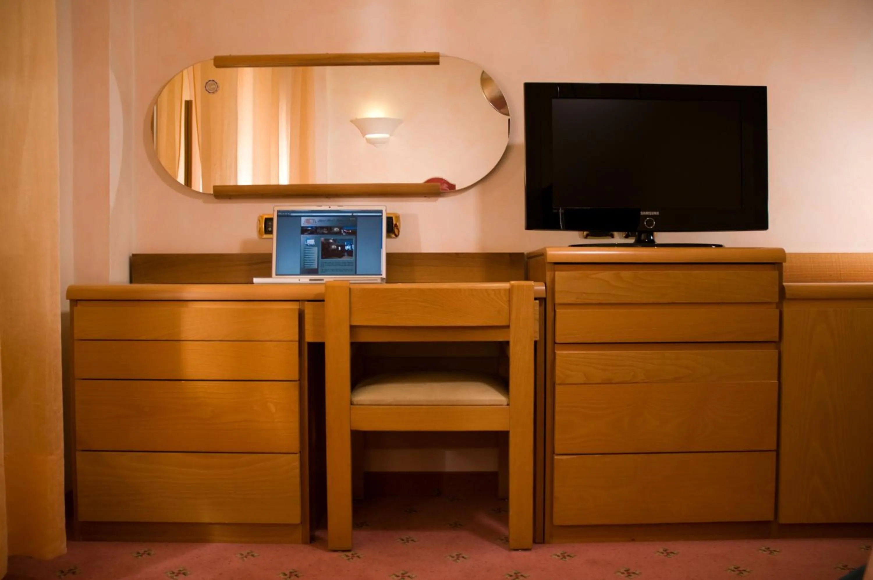 Photo of the whole room in Grand Hotel Ambasciatori Wellness & Spa